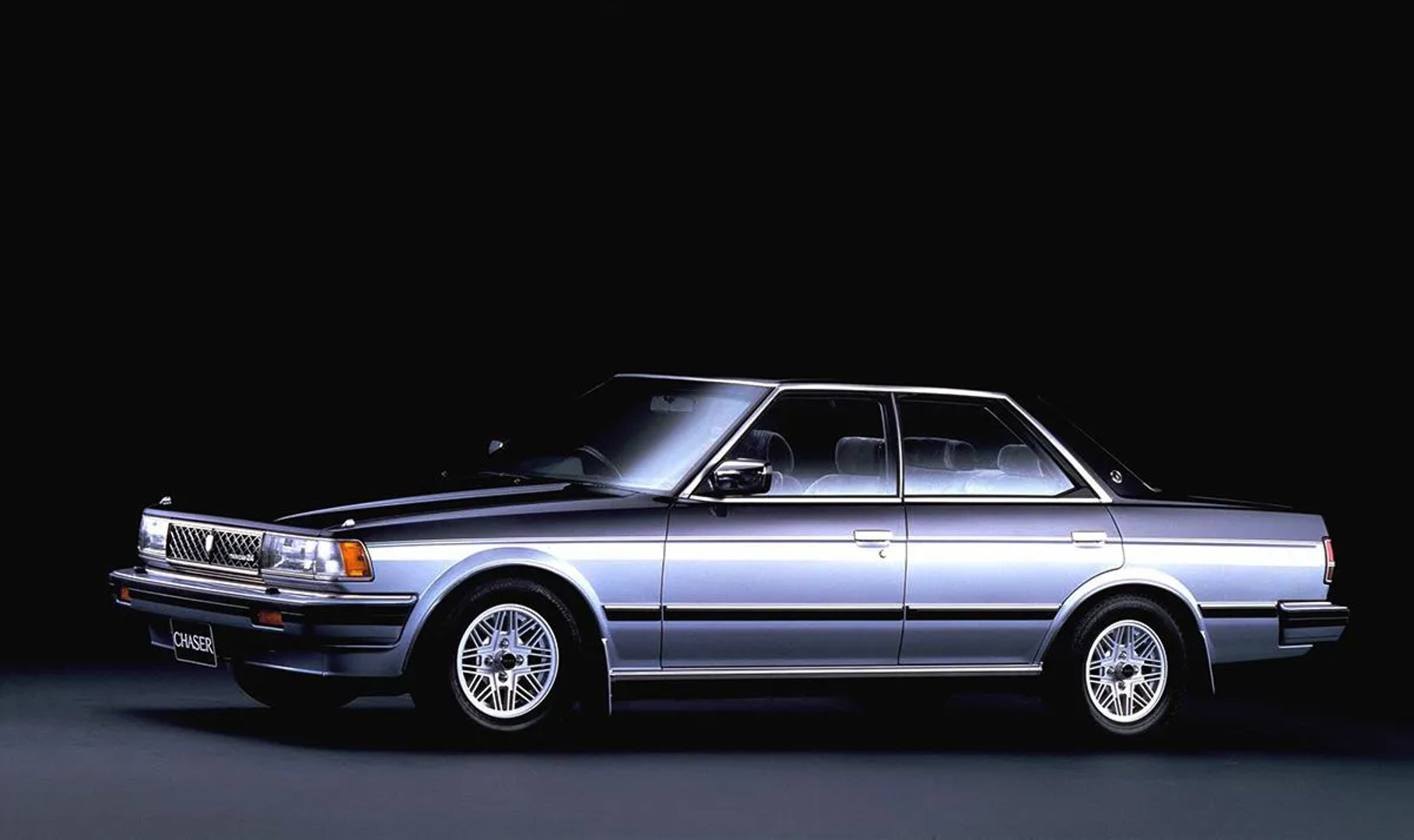 Toyota_Chaser_3_generation__Sedan__1.jpg