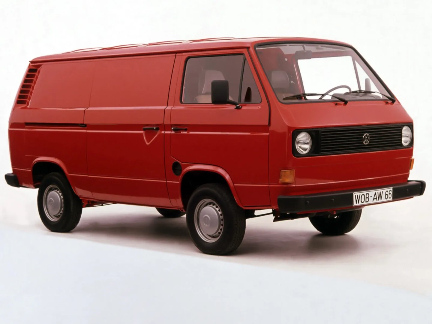 —  Minivan