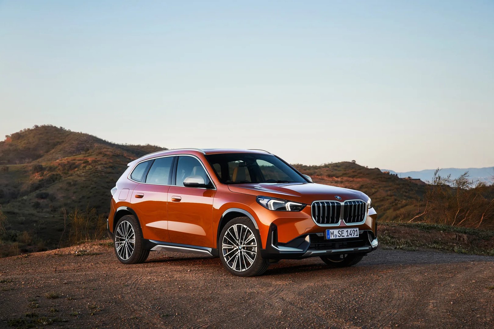 BMW_X1_3_generation__SUV_5-doors__13.jpg