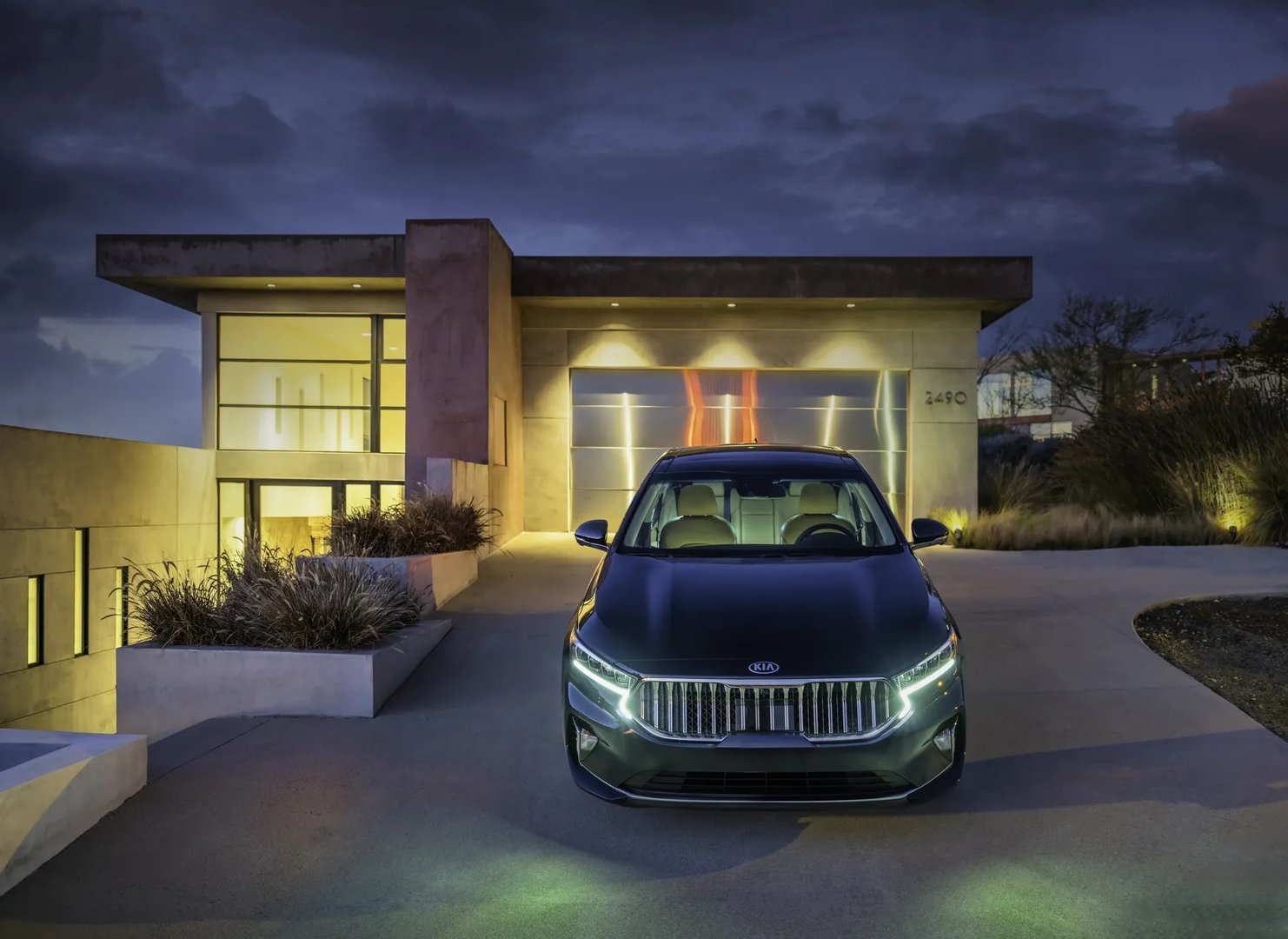 Kia_Cadenza_2_generation_restyling__Sedan__7.jpg