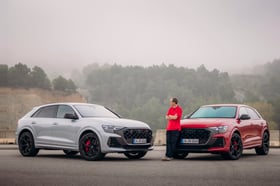 Audi RS Q8 Performance: Den Ultimative Høyytelses-SUV for Vei og Bane