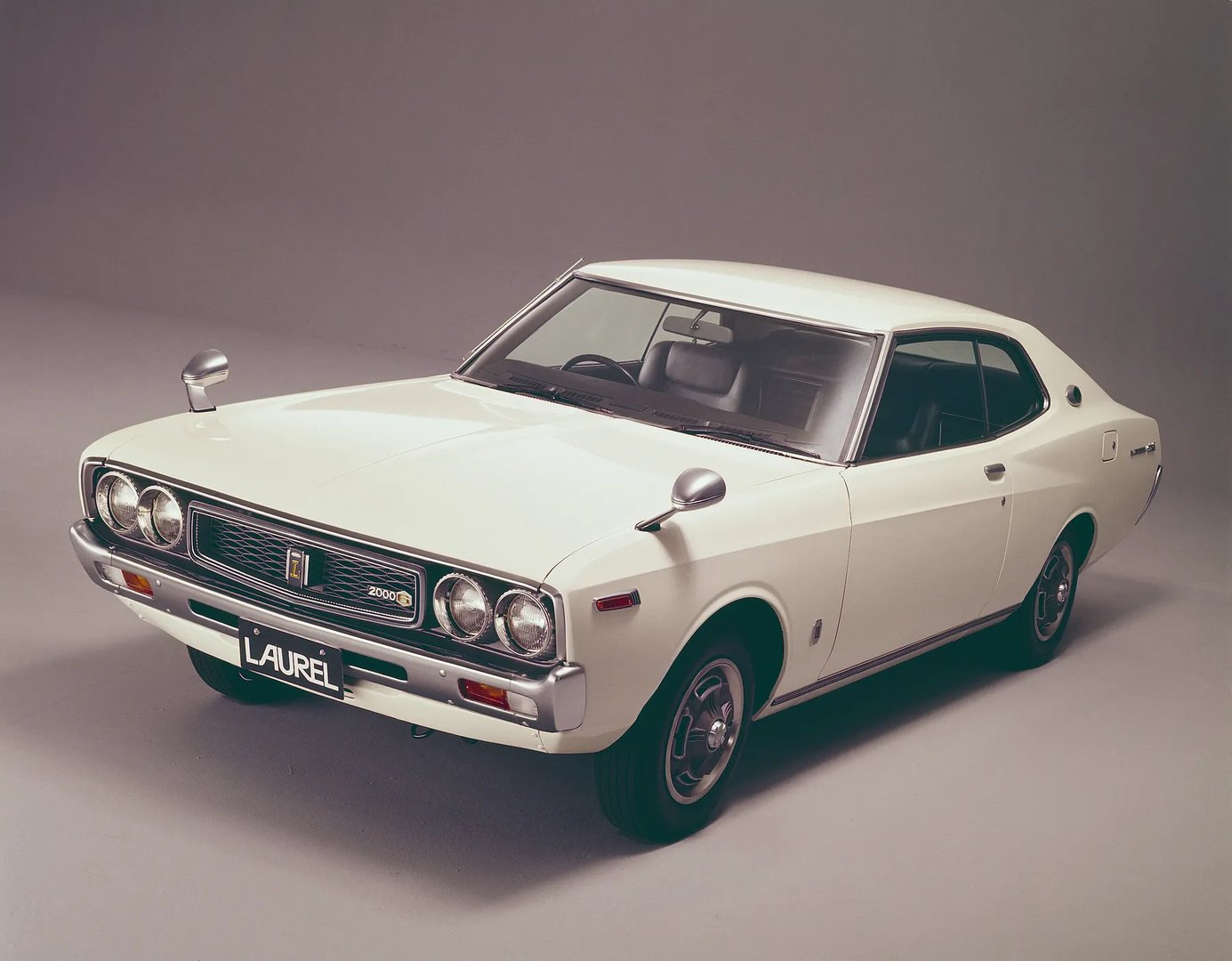 Nissan Laurel 2 generation  Coupe