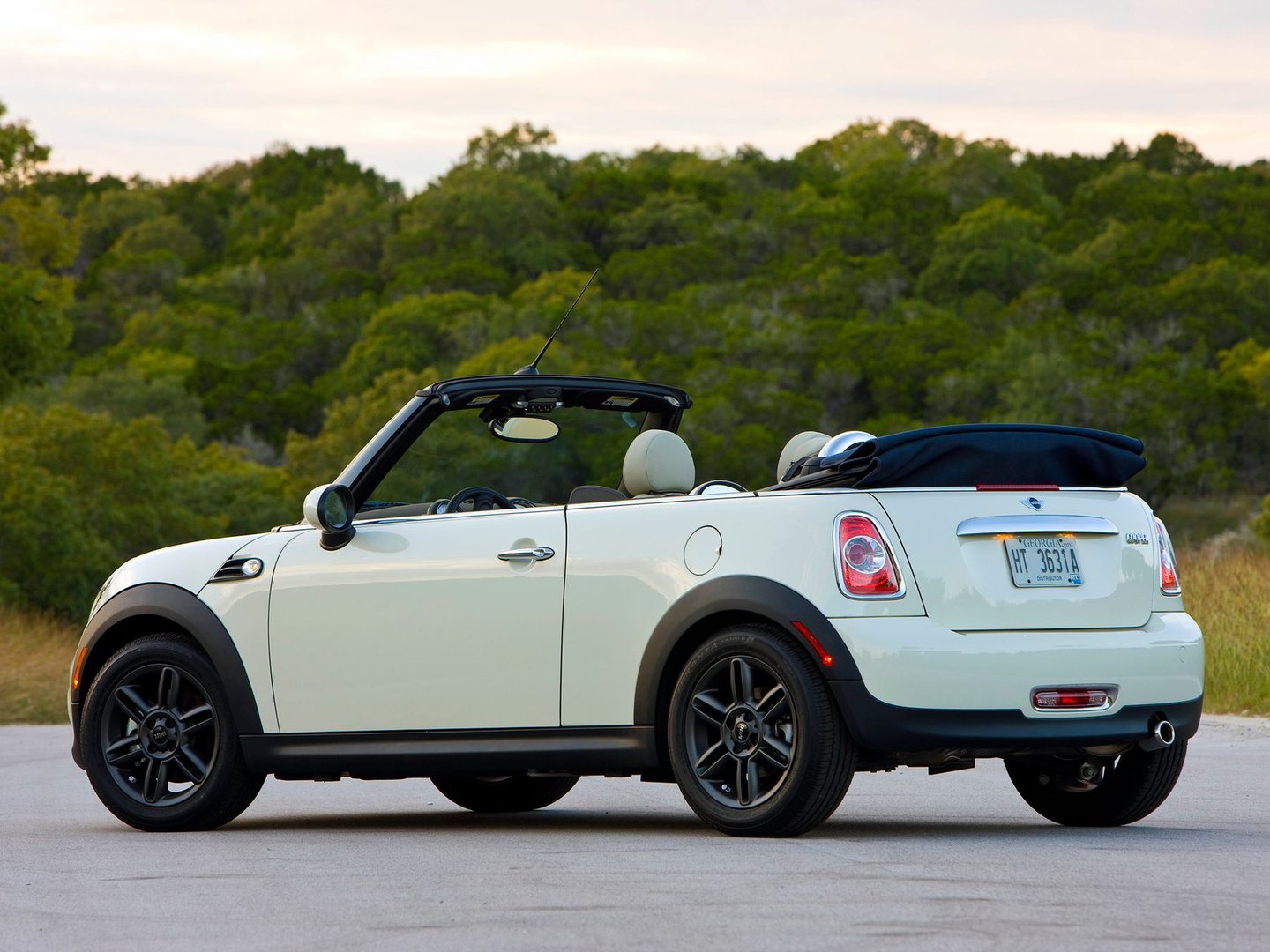 mini_Cabrio_2_generation_restyling__Cabrio__19.jpg