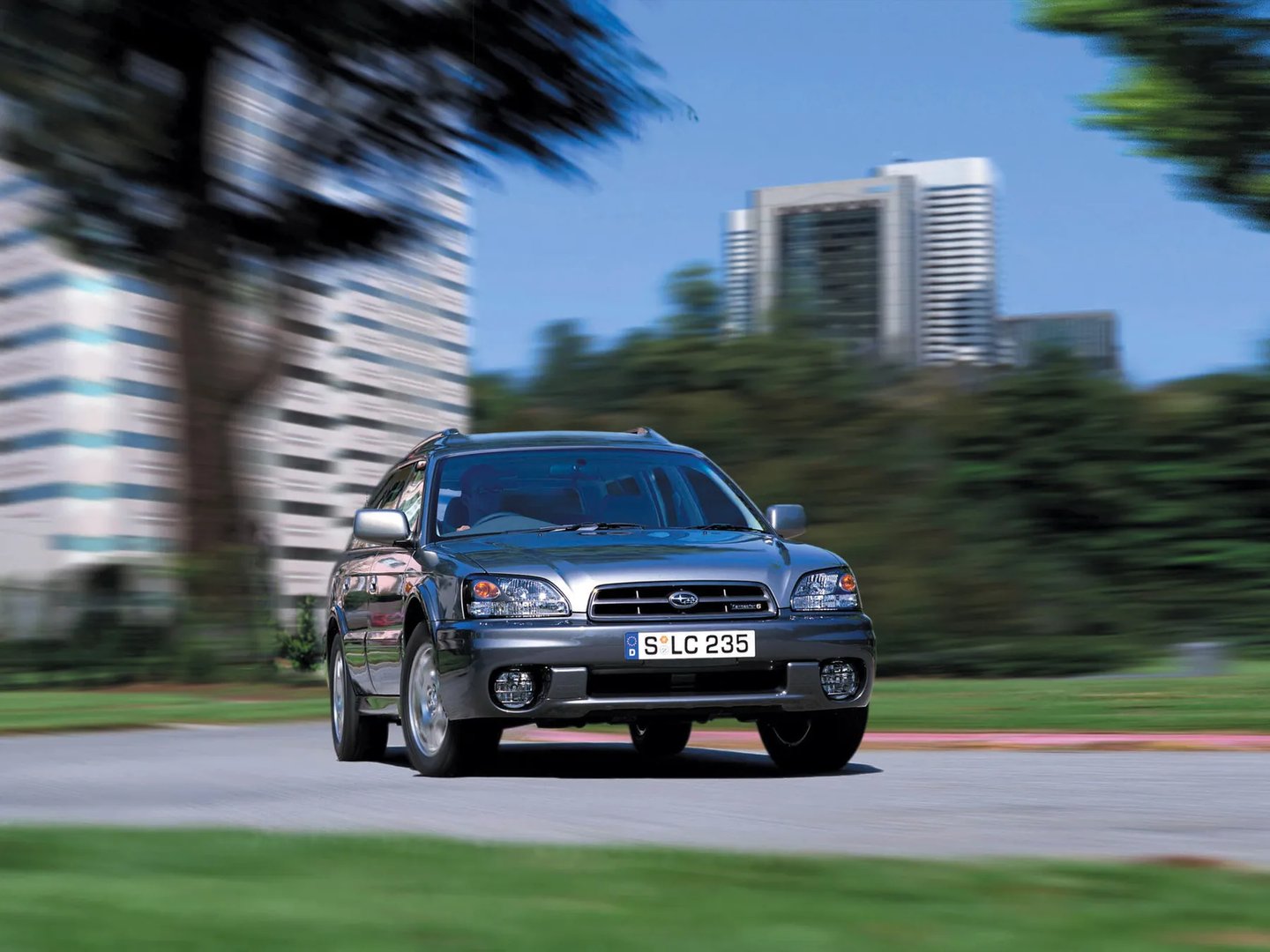 Subaru_Legacy_Lancaster_2_generation_restyling__Estate_5-door__4.jpg