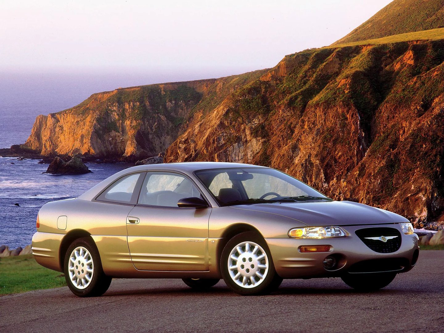 Chrysler_Sebring_1_generation__Coupe__2.jpg