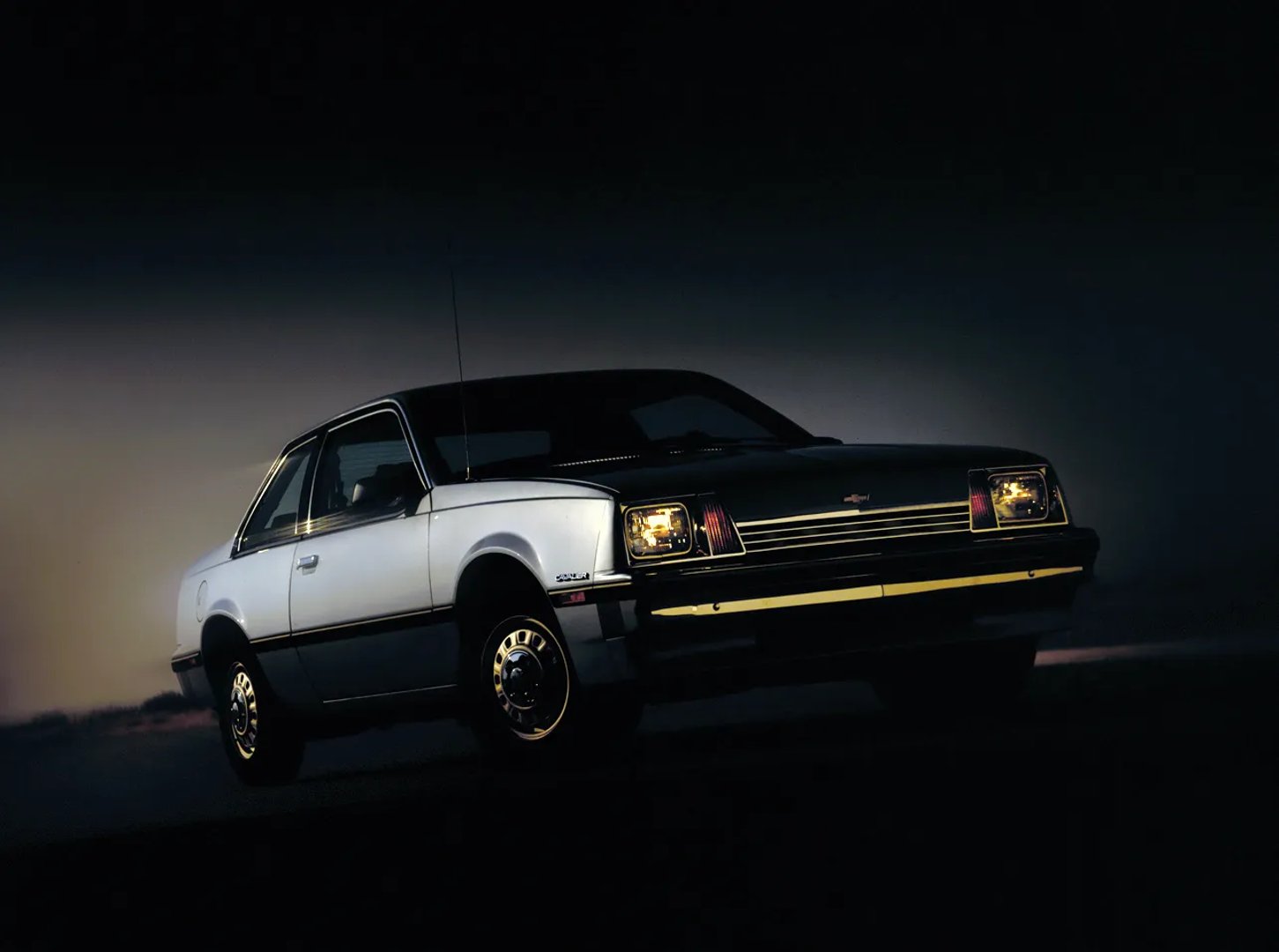 Chevrolet_Cavalier_1_generation__Coupe__1.jpg