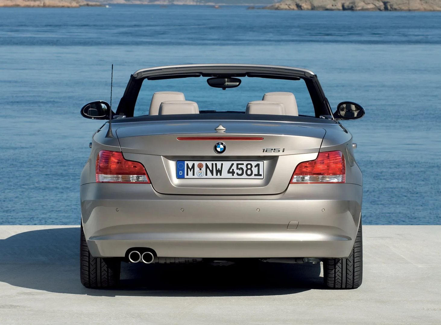 BMW_1_series_1_generation_restyling__Cabrio__11.jpg