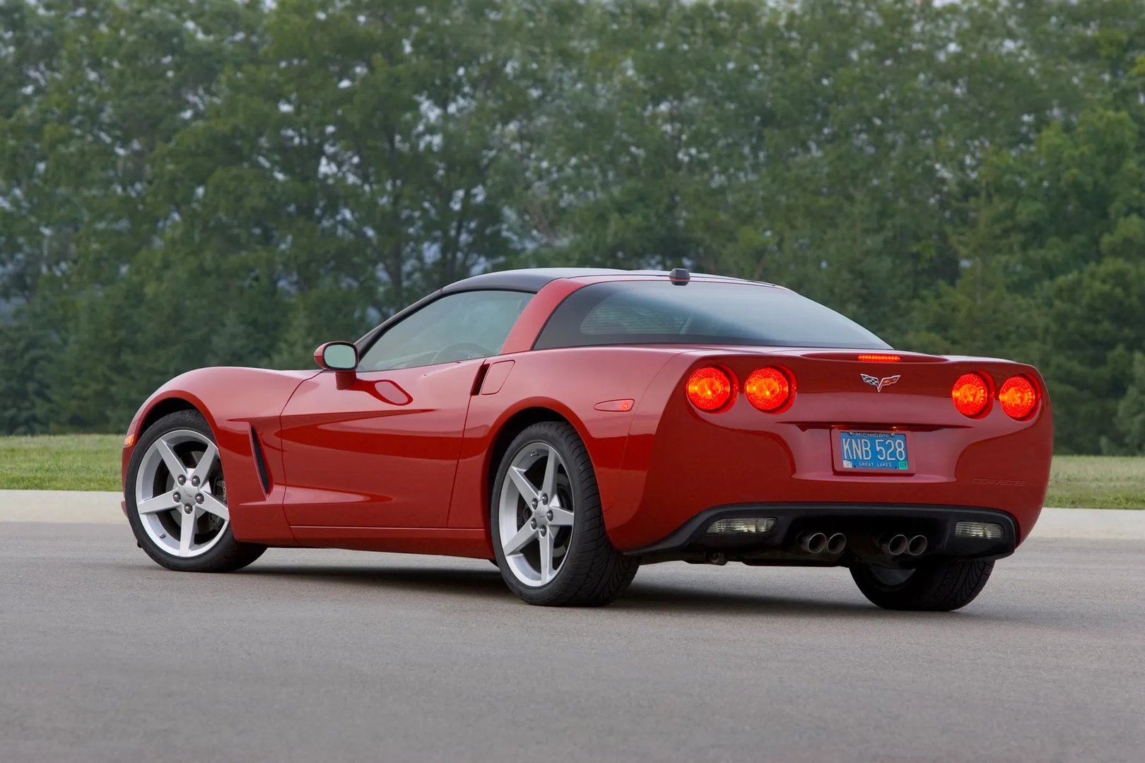 Chevrolet_Corvette_6_generation__Coupe__4.jpg
