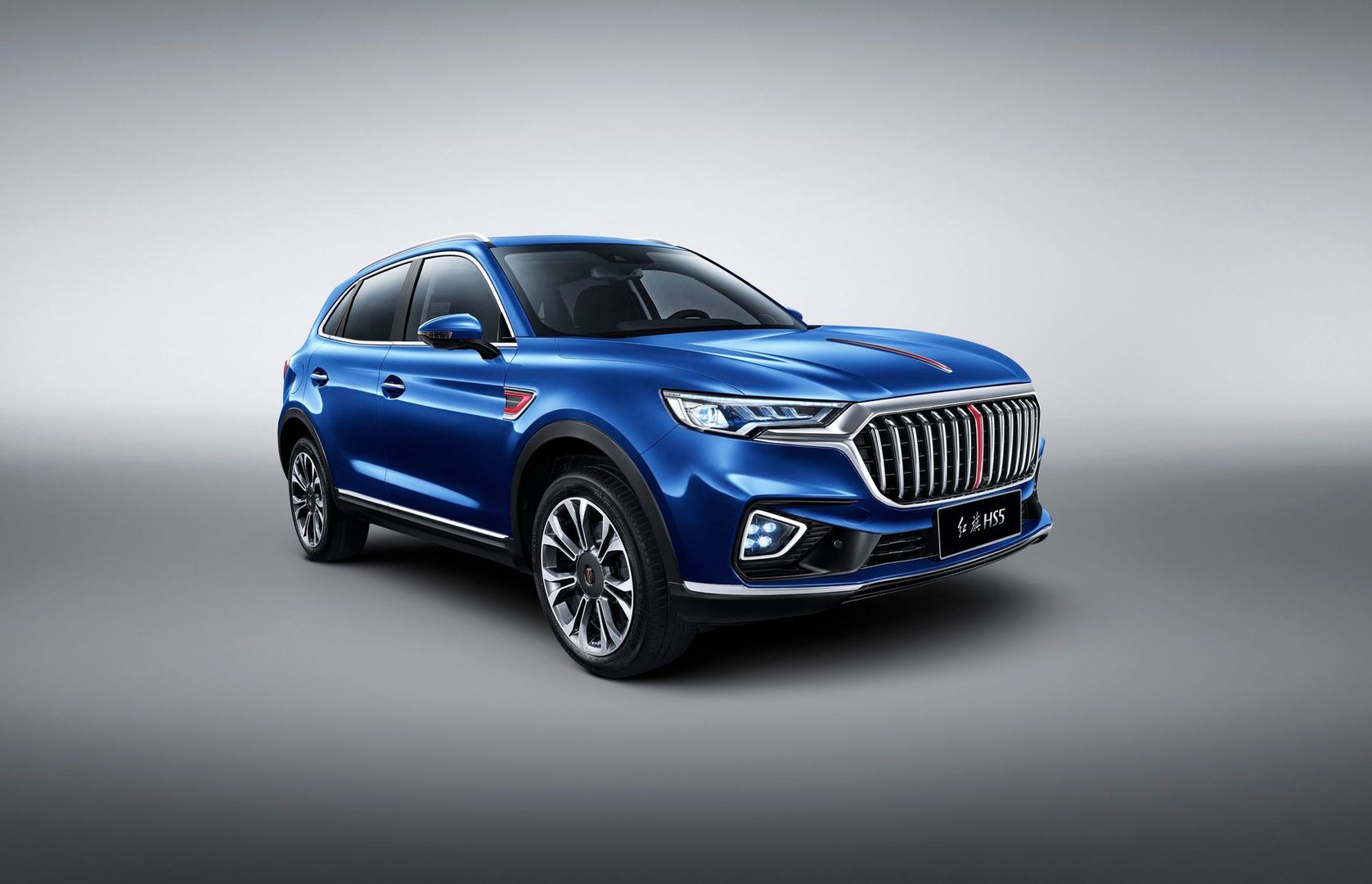 hongqi_HS5_1_generation__SUV_5-doors__13.jpg