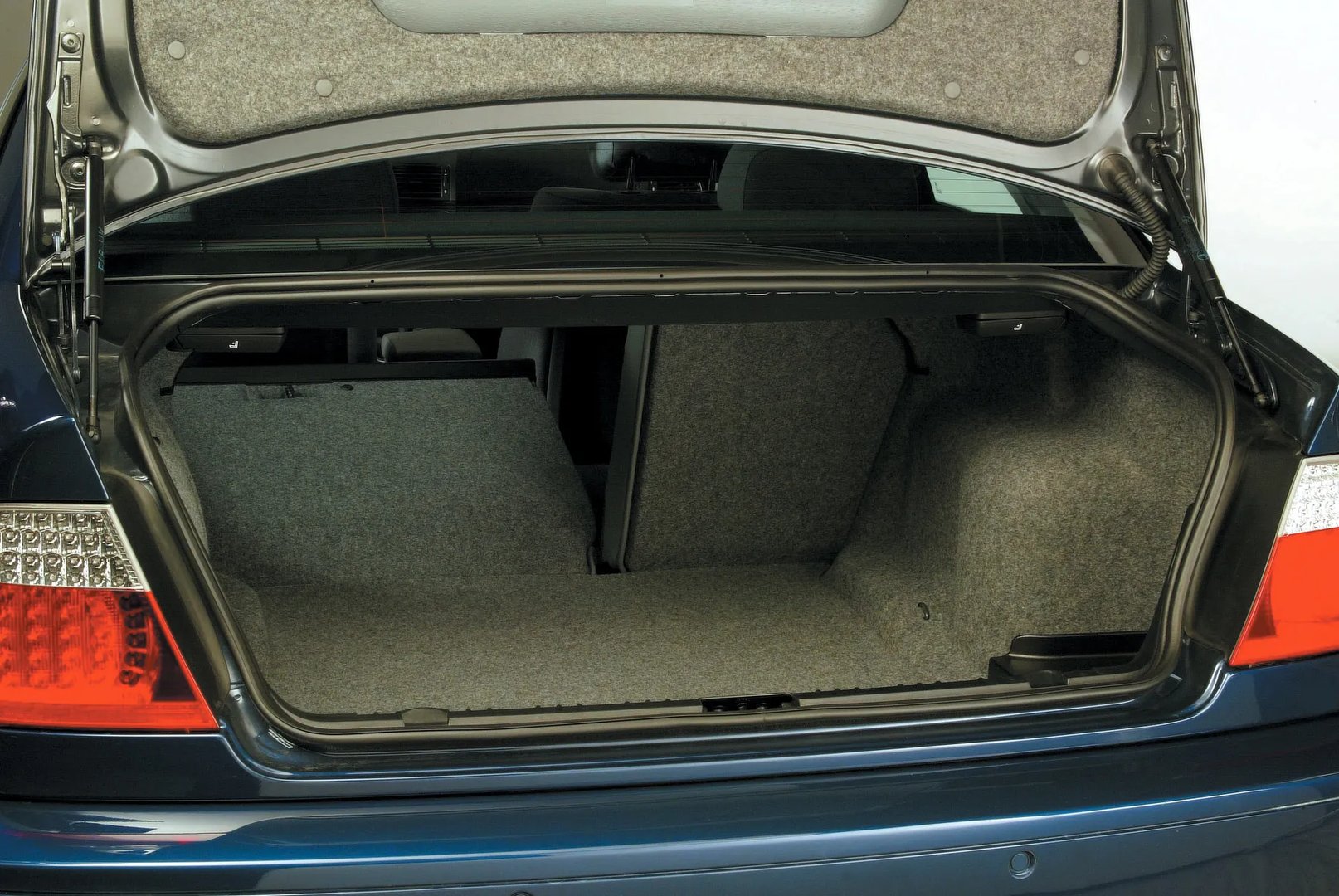 BMW_3_series_4_generation_restyling__Coupe__12.jpg