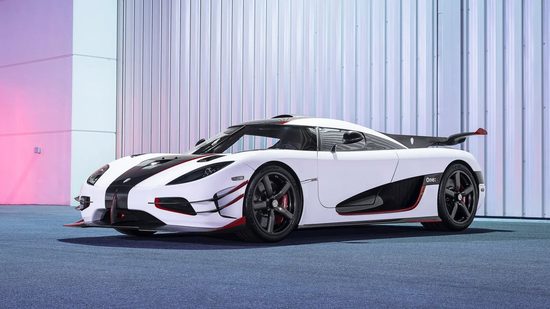 Koenigsegg_One:1_1_generation__Coupe__10.jpg