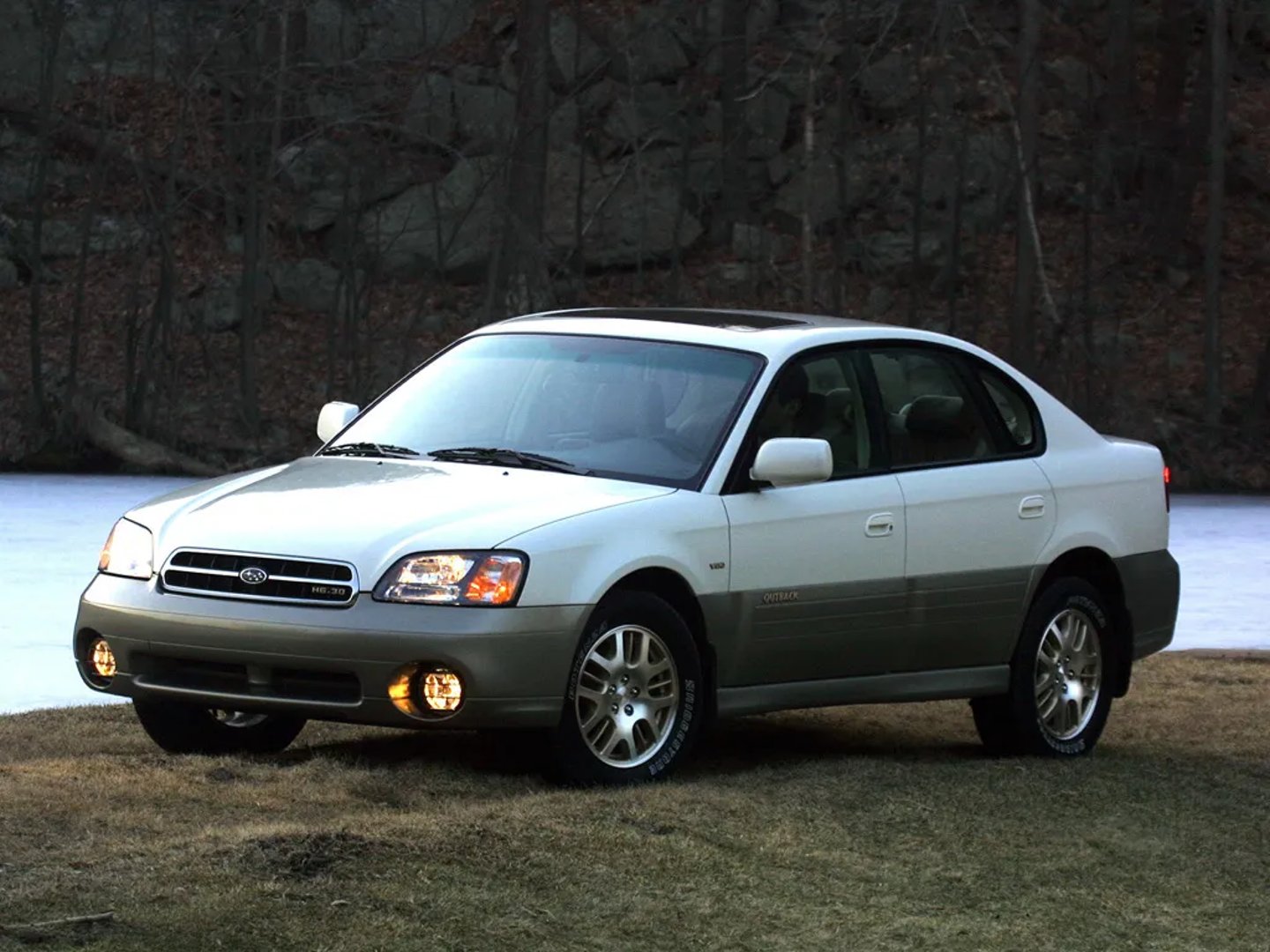 Subaru Outback 2 generation  Sedan