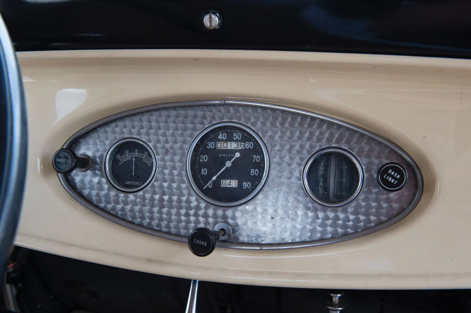 Ford_V8_1_generation__Coupe__13.jpg