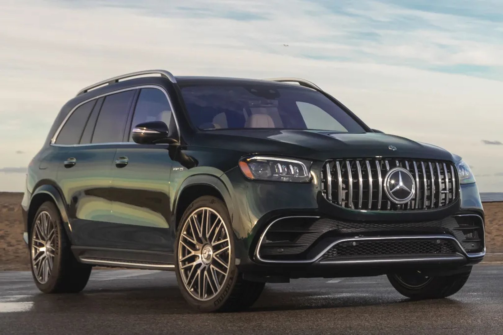 Mercedes_GLS_AMG_2_generation__SUV_5-doors__main.jpg