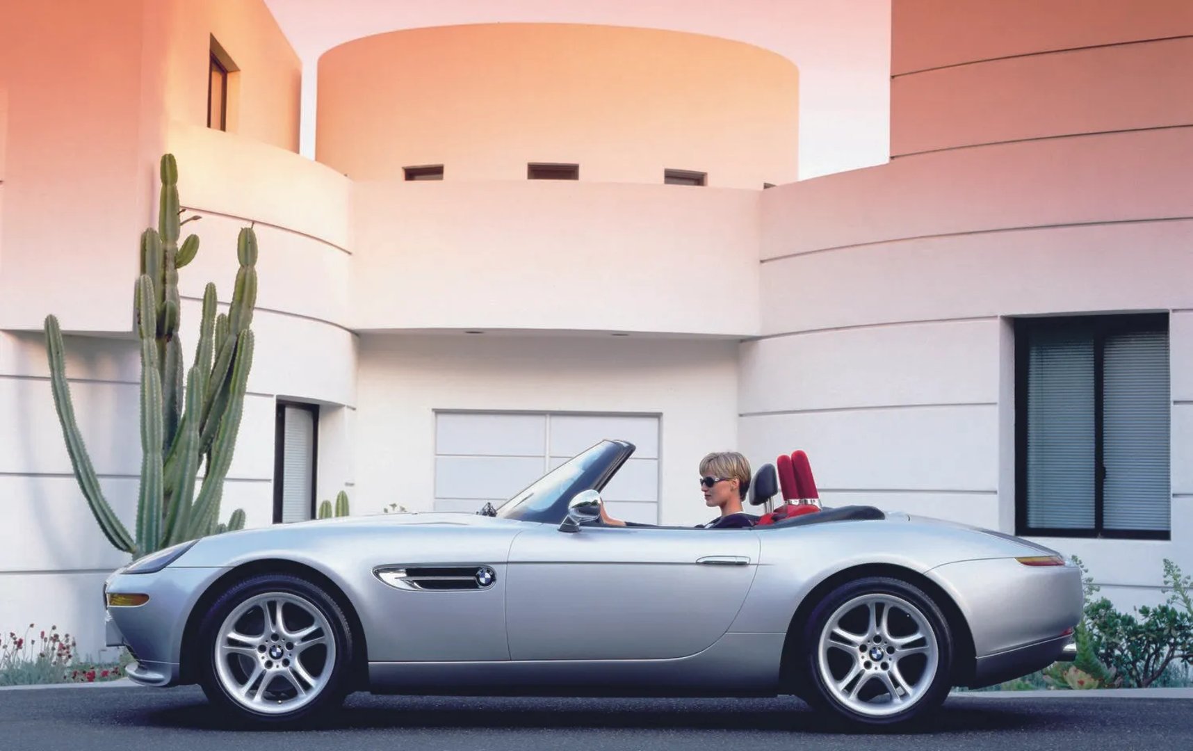 BMW_Z8_1_generation__Cabrio__12.jpg
