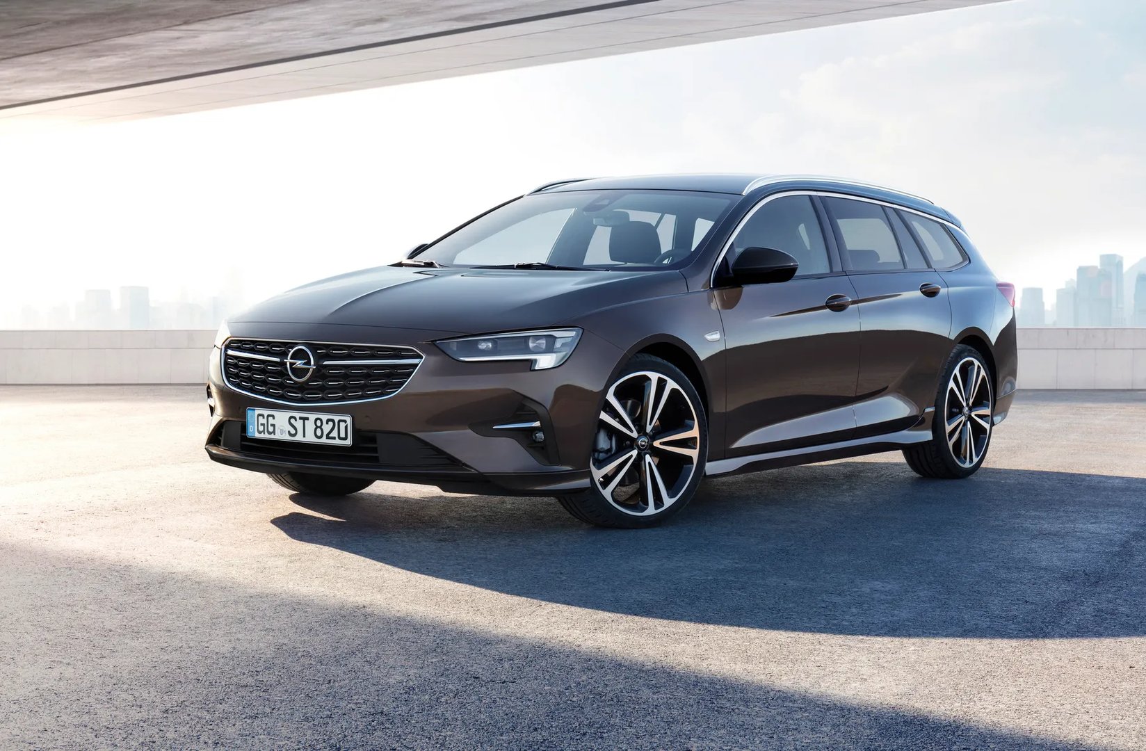Opel_Insignia_2_generation_restyling_1__Estate_5-door__7.jpg
