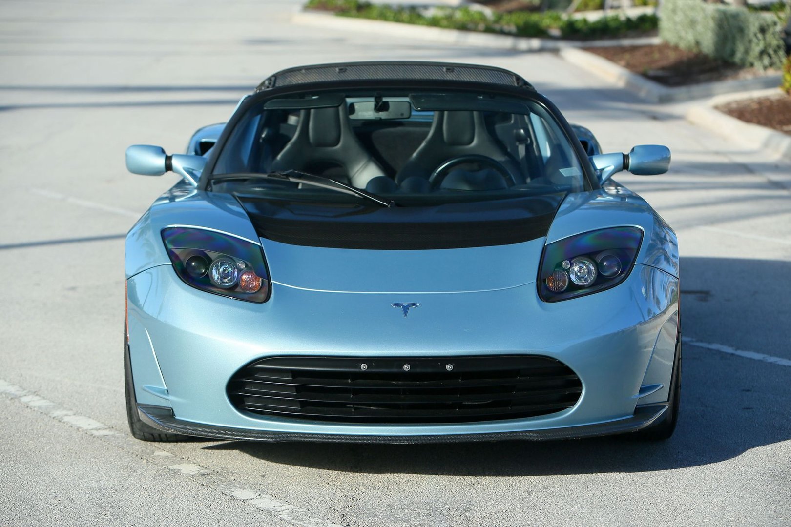 tesla_Roadster_1_generation__Roadster__25.jpg