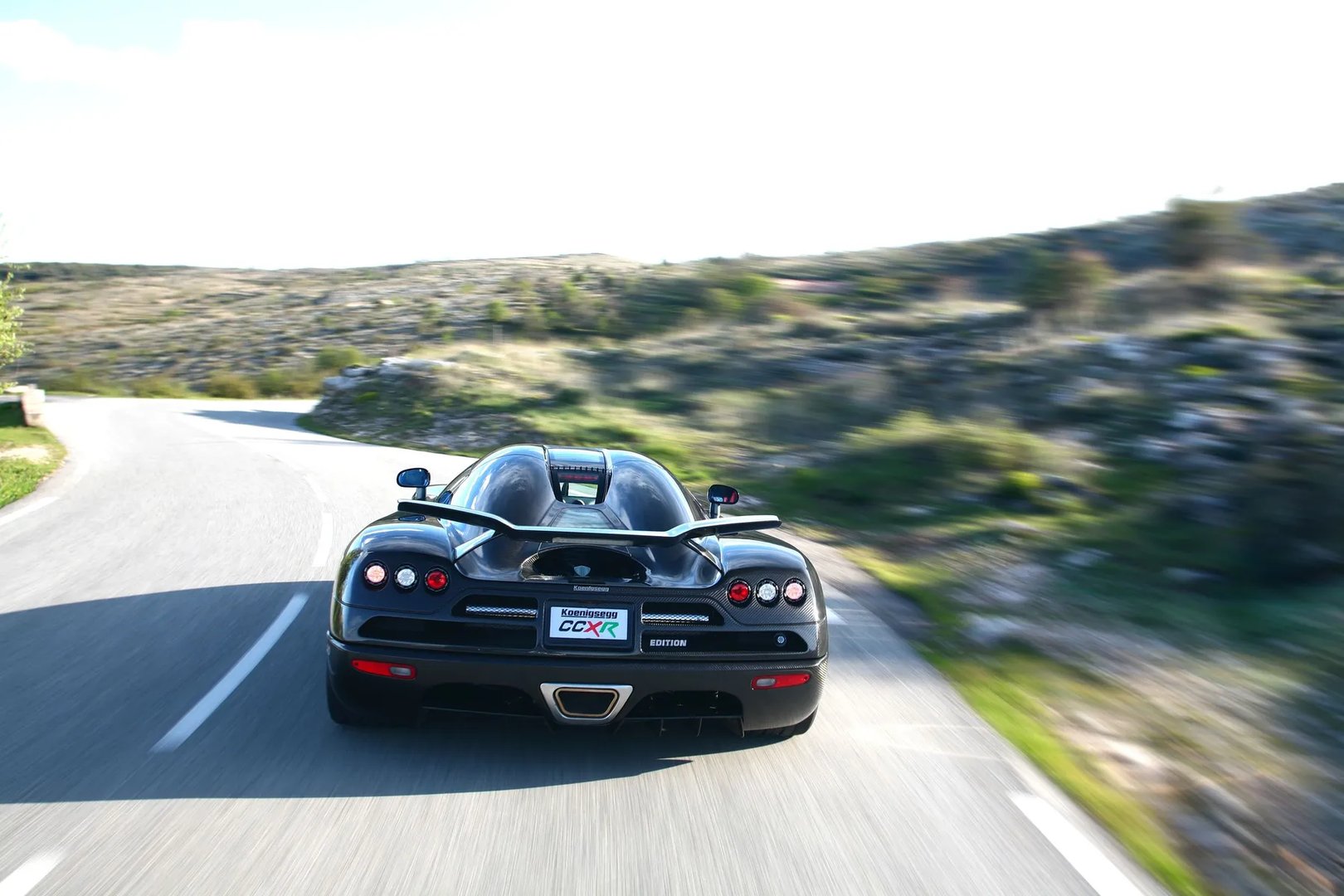 Koenigsegg_CCXR_Edition_1_generation__Coupe__12.jpg