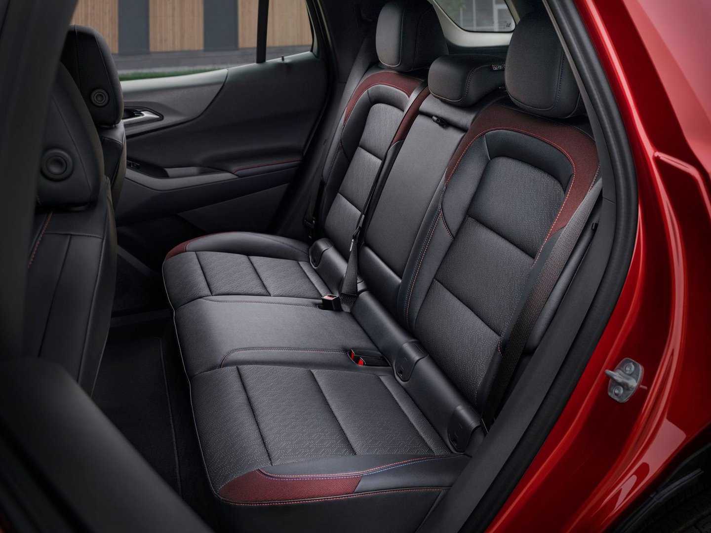 chevrolet_Equinox_4_generation__SUV_5-doors__23.jpg
