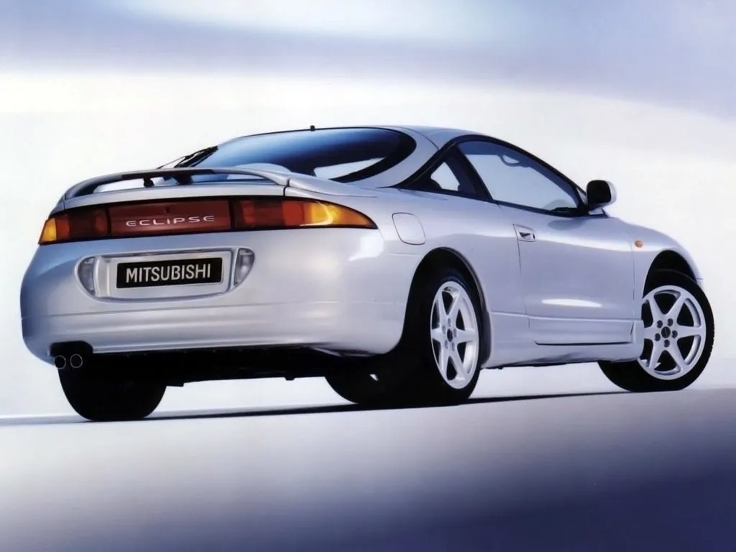 Mitsubishi_Eclipse_2_generation__Coupe__8.jpg