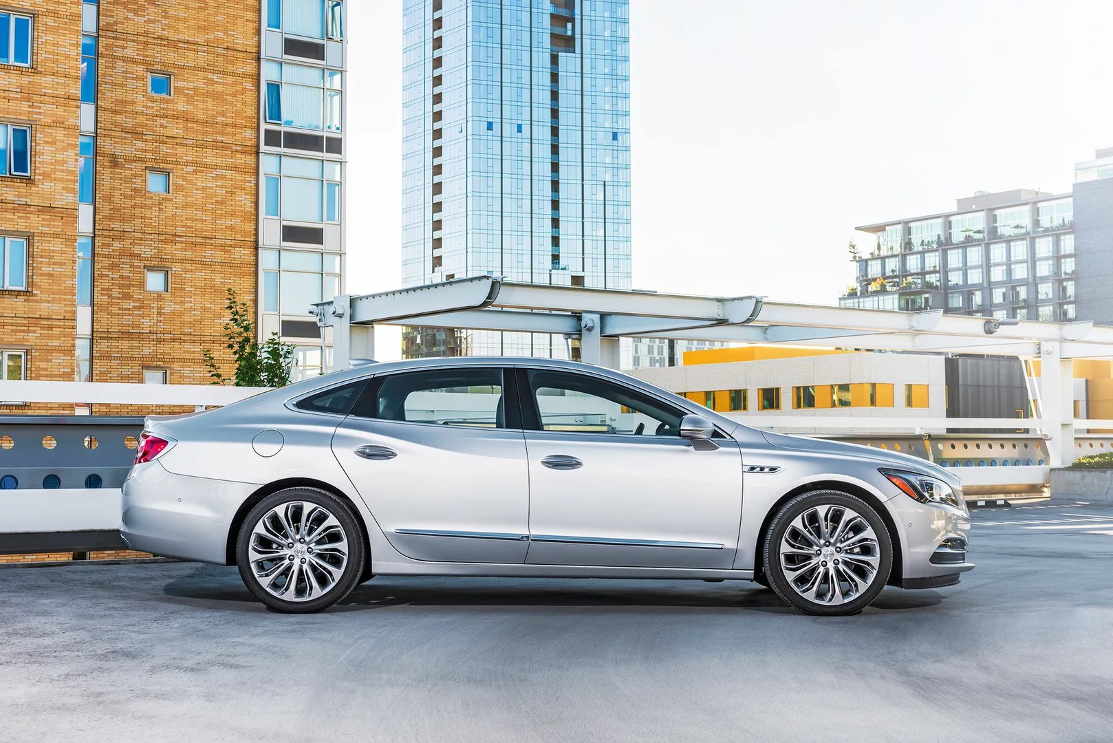 Buick_LaCrosse_3_generation__Sedan__12.jpg