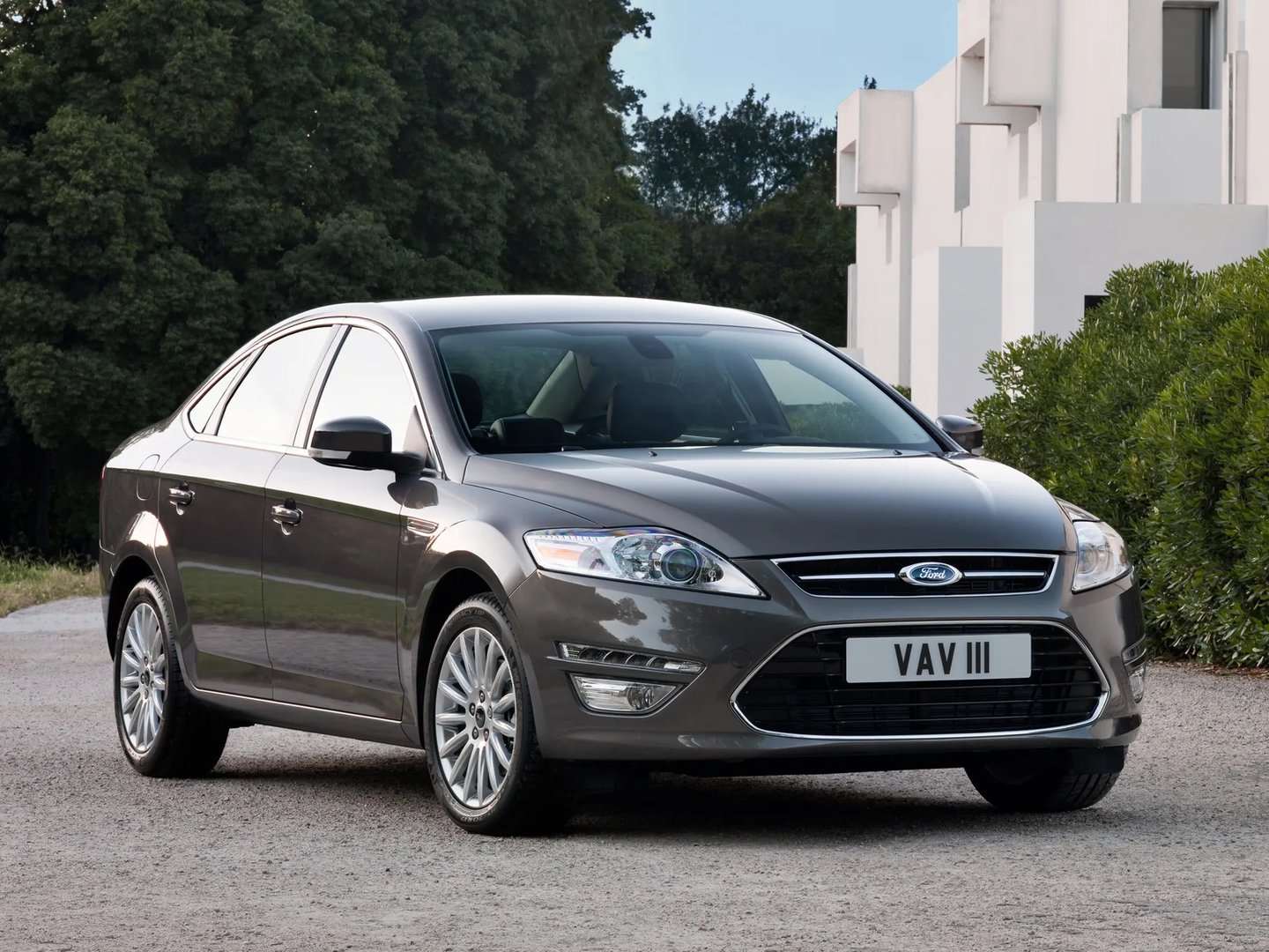 Ford_Mondeo_4_generation_restyling__Sedan__5.jpg