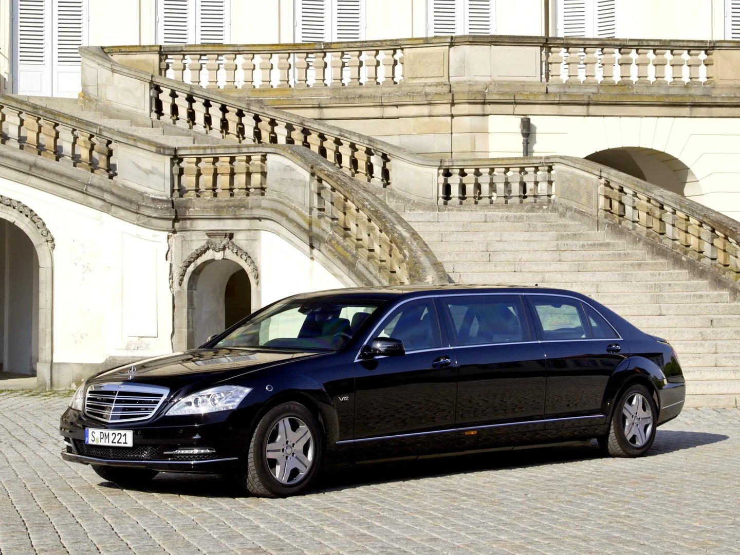 VV221  Limousine