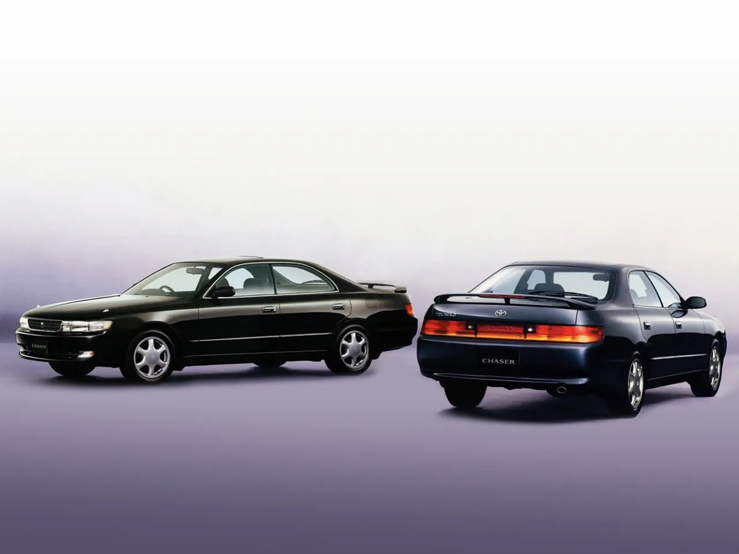 Toyota_Chaser_5_generation__Sedan__11.jpg
