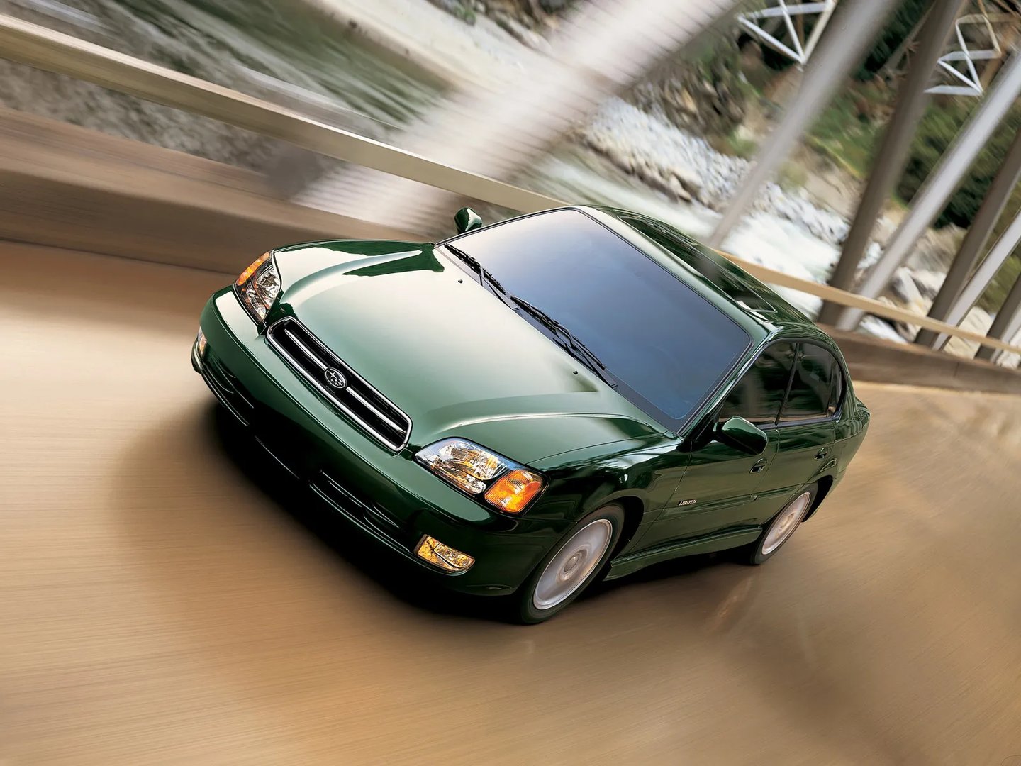 Subaru_Legacy_3_generation__Sedan__6.jpg