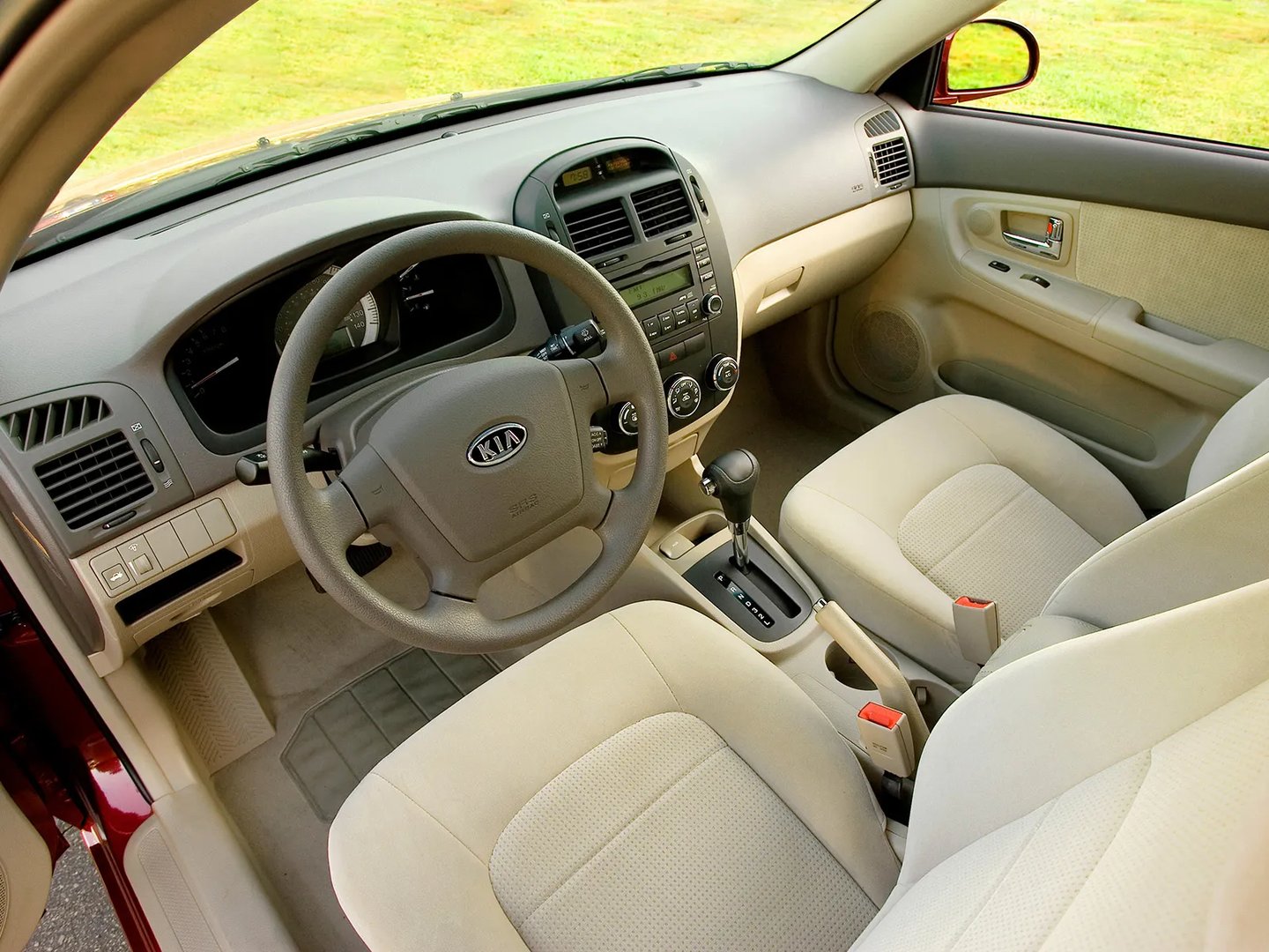 Kia_Spectra_2_generation__Sedan__12.jpg