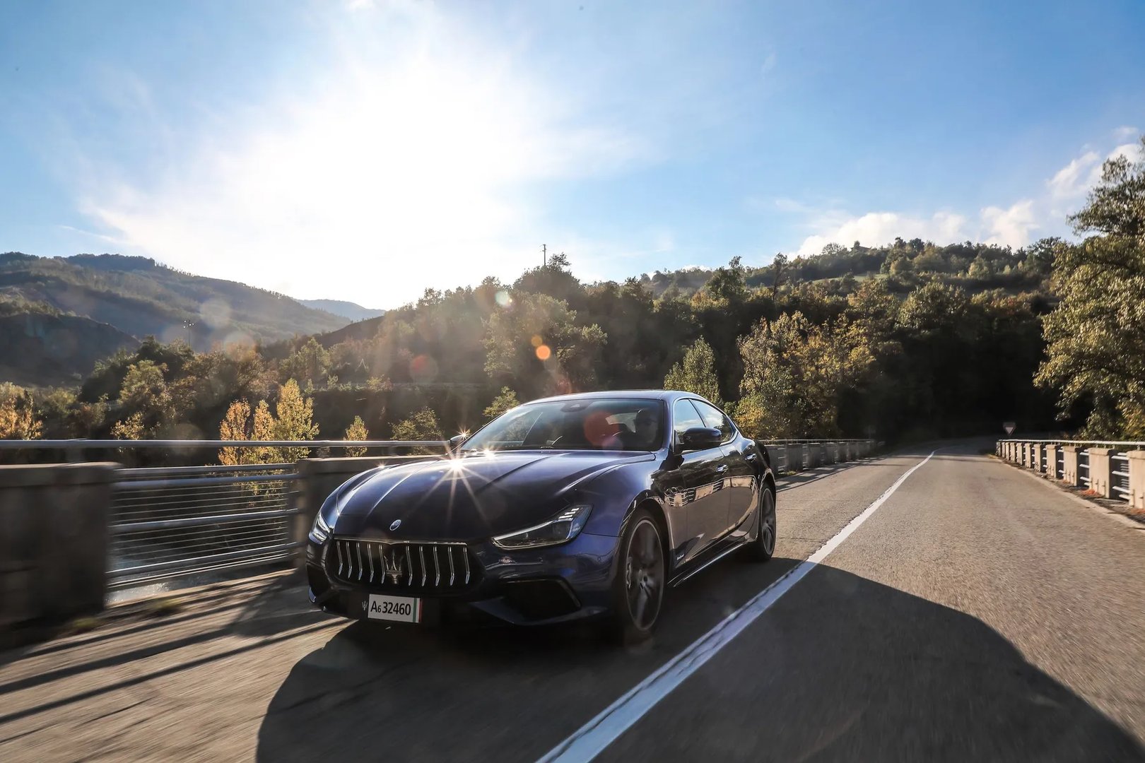 Maserati_Ghibli_3_generation_restyling_2__Sedan__13.jpg