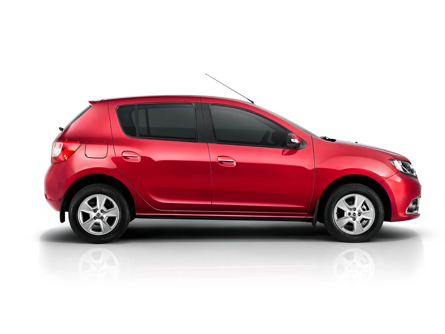Renault_Sandero_2_generation__Hatchback_5-door__6.jpg