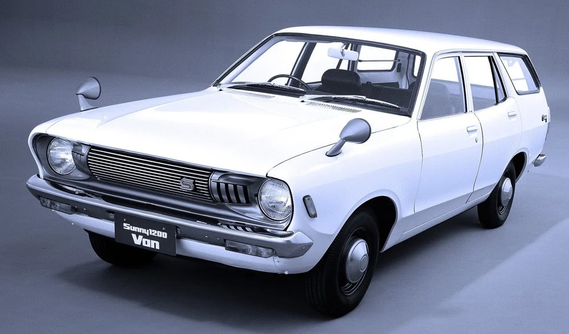 Nissan Sunny 2 generation  Estate 5-door