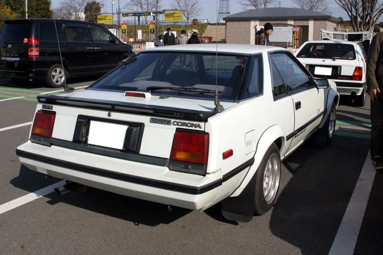 Toyota_Corona_6_generation__Coupe_Hardtop__2.jpg