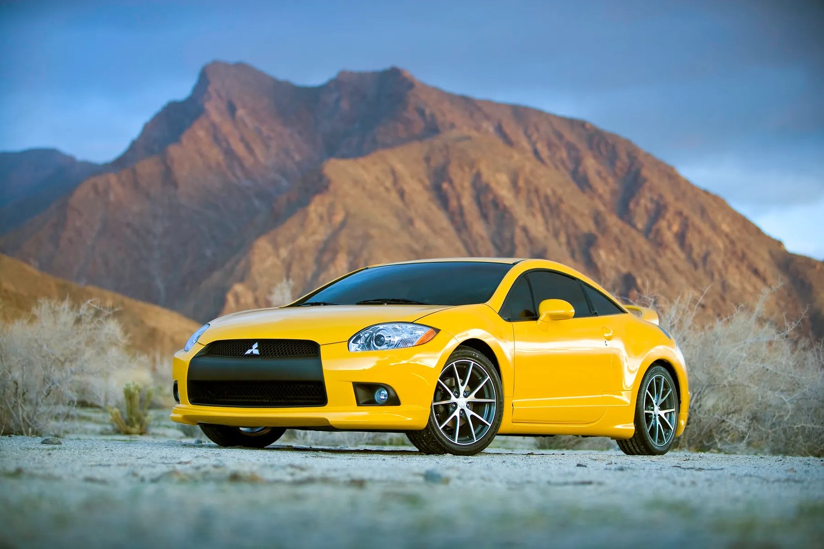 Mitsubishi_Eclipse_4_generation_restyling__Coupe__2.jpg