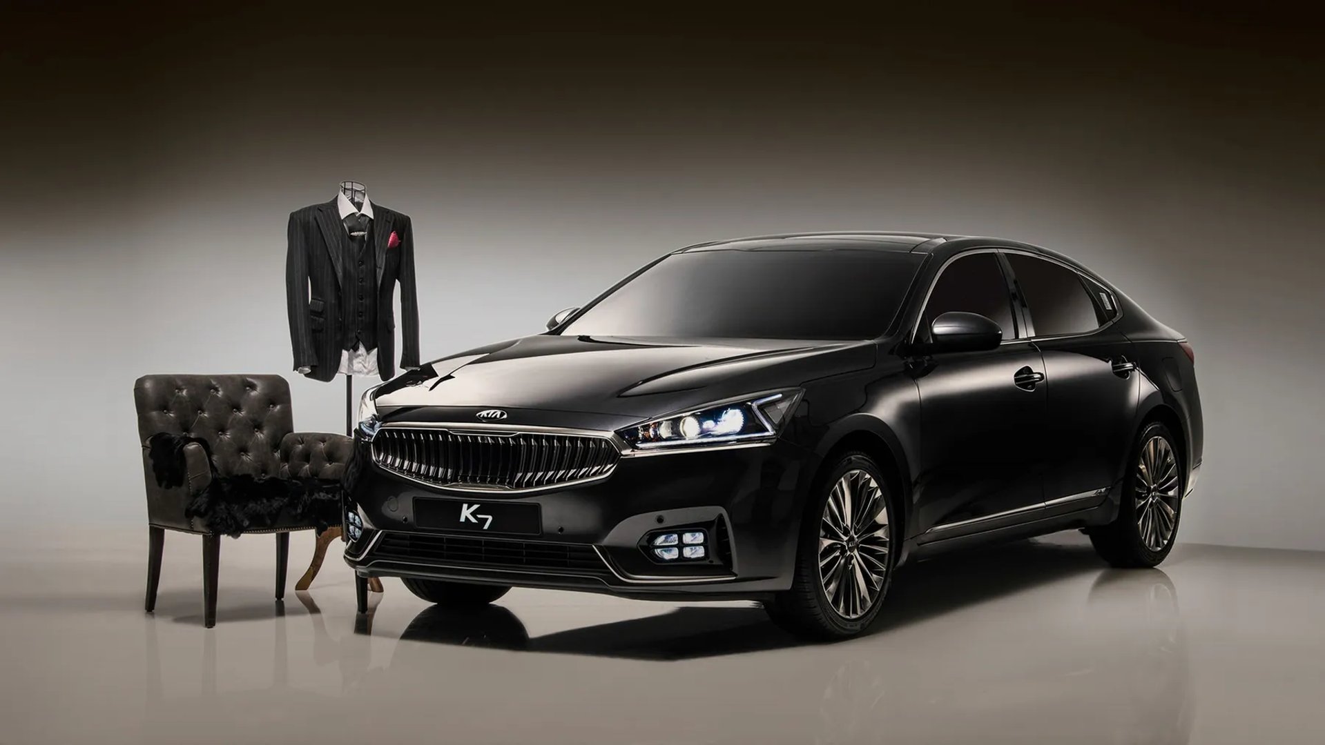 Kia_K7_2_generation__Sedan__7.jpg