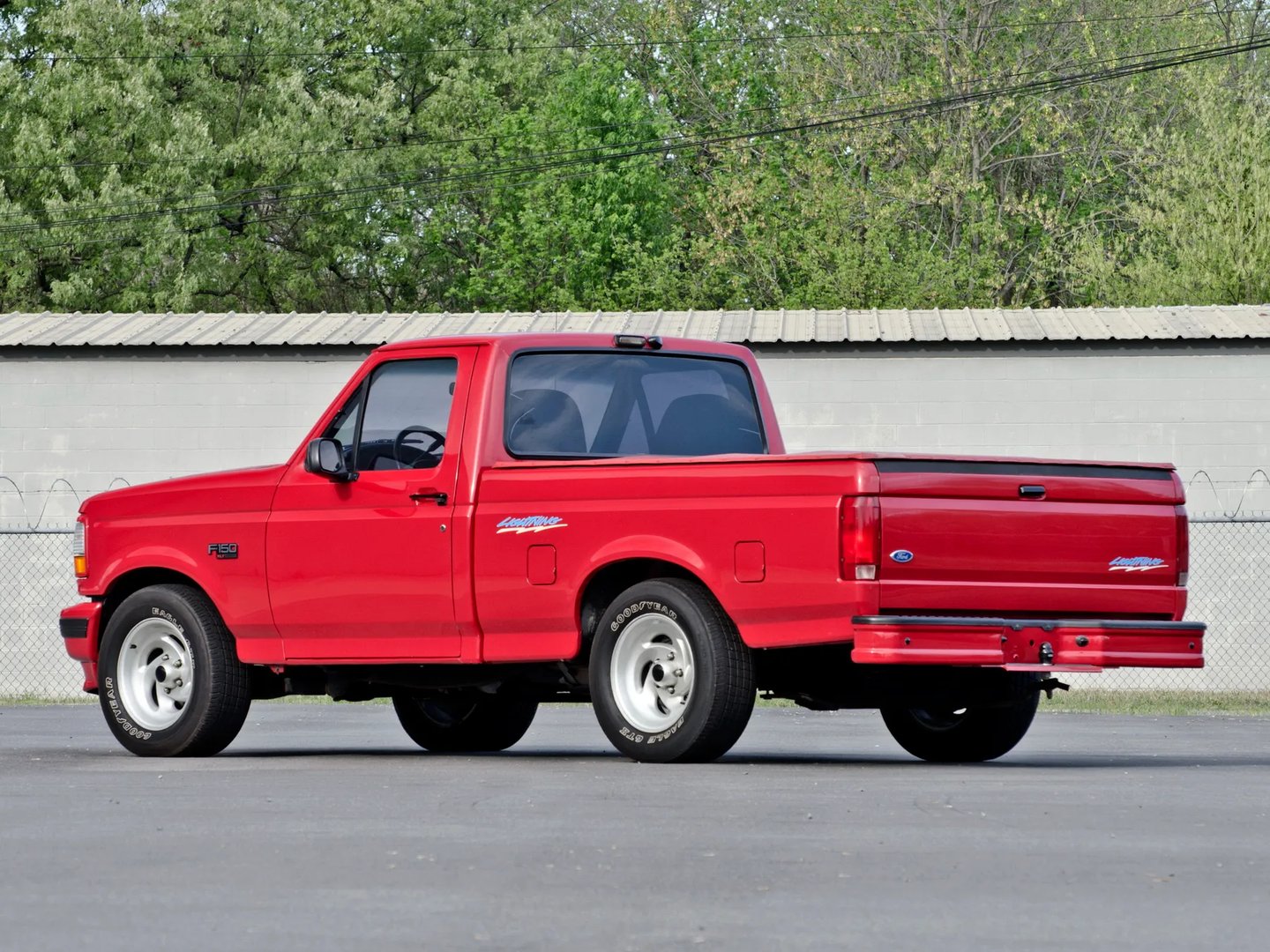 Ford_F-150_9_generation__Pickup_single-cab__2.jpg