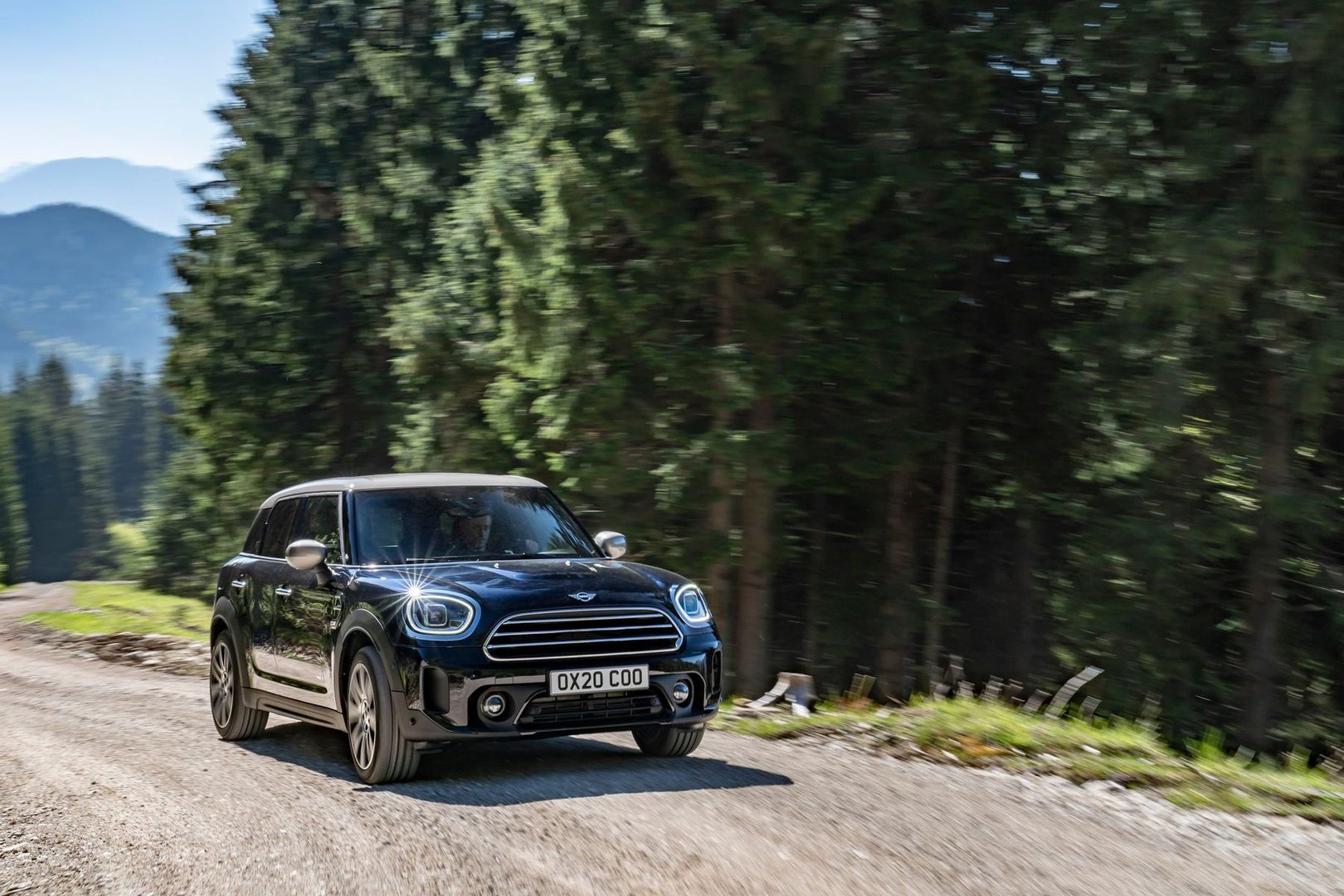 mini_Countryman_2_generation_restyling__SUV_5-doors__2.jpg