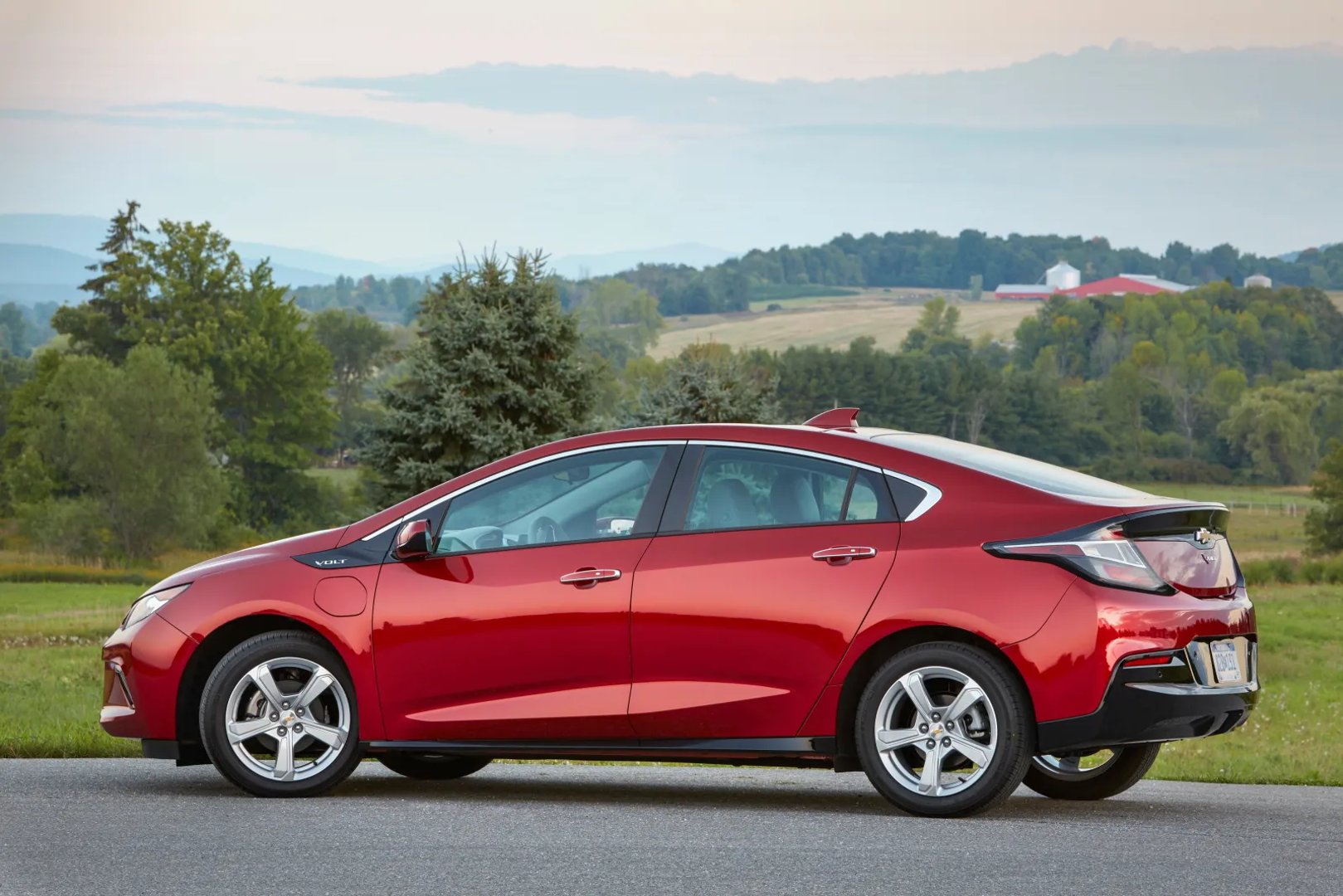 Chevrolet_Volt_2_generation__Hatchback_5-door__2.jpg