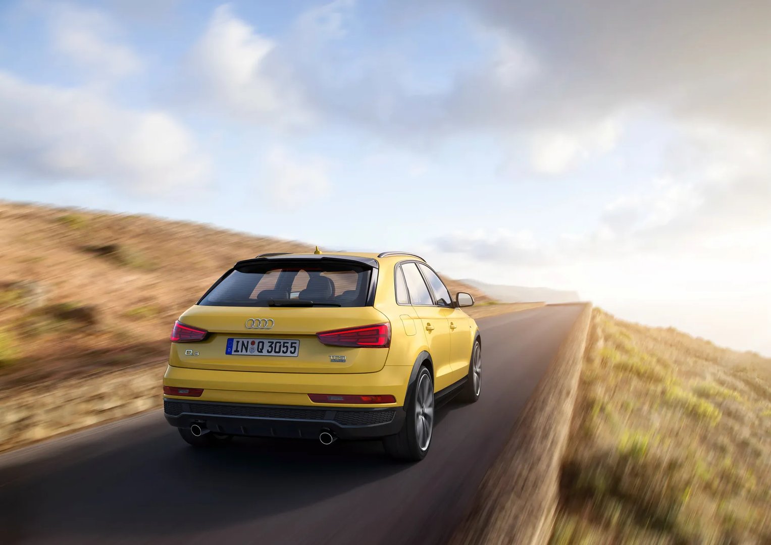 Audi_Q3_1_generation_restyling__SUV_5-doors__2.jpg
