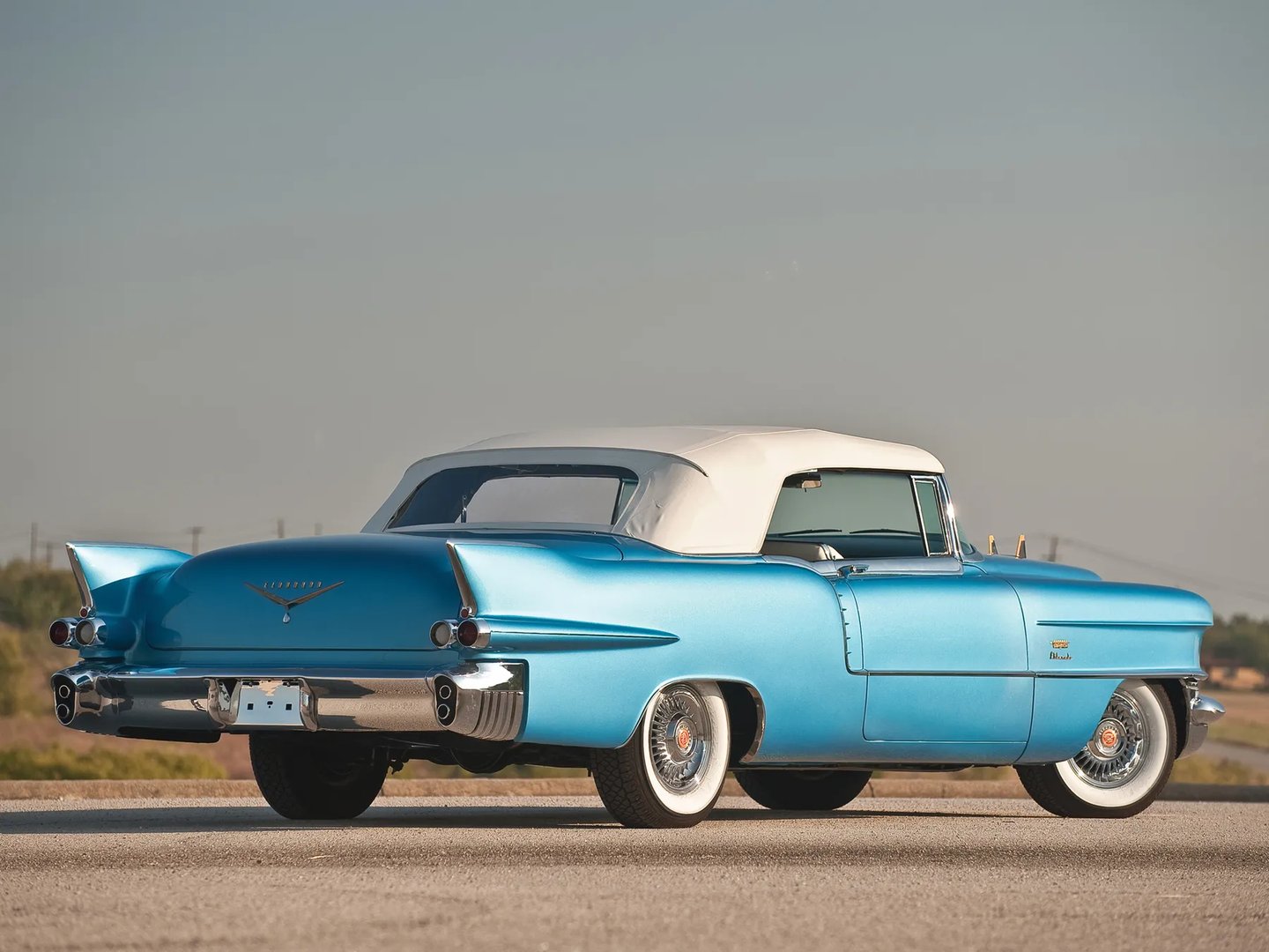 Cadillac_Eldorado_2_generation__Cabrio__8.jpg