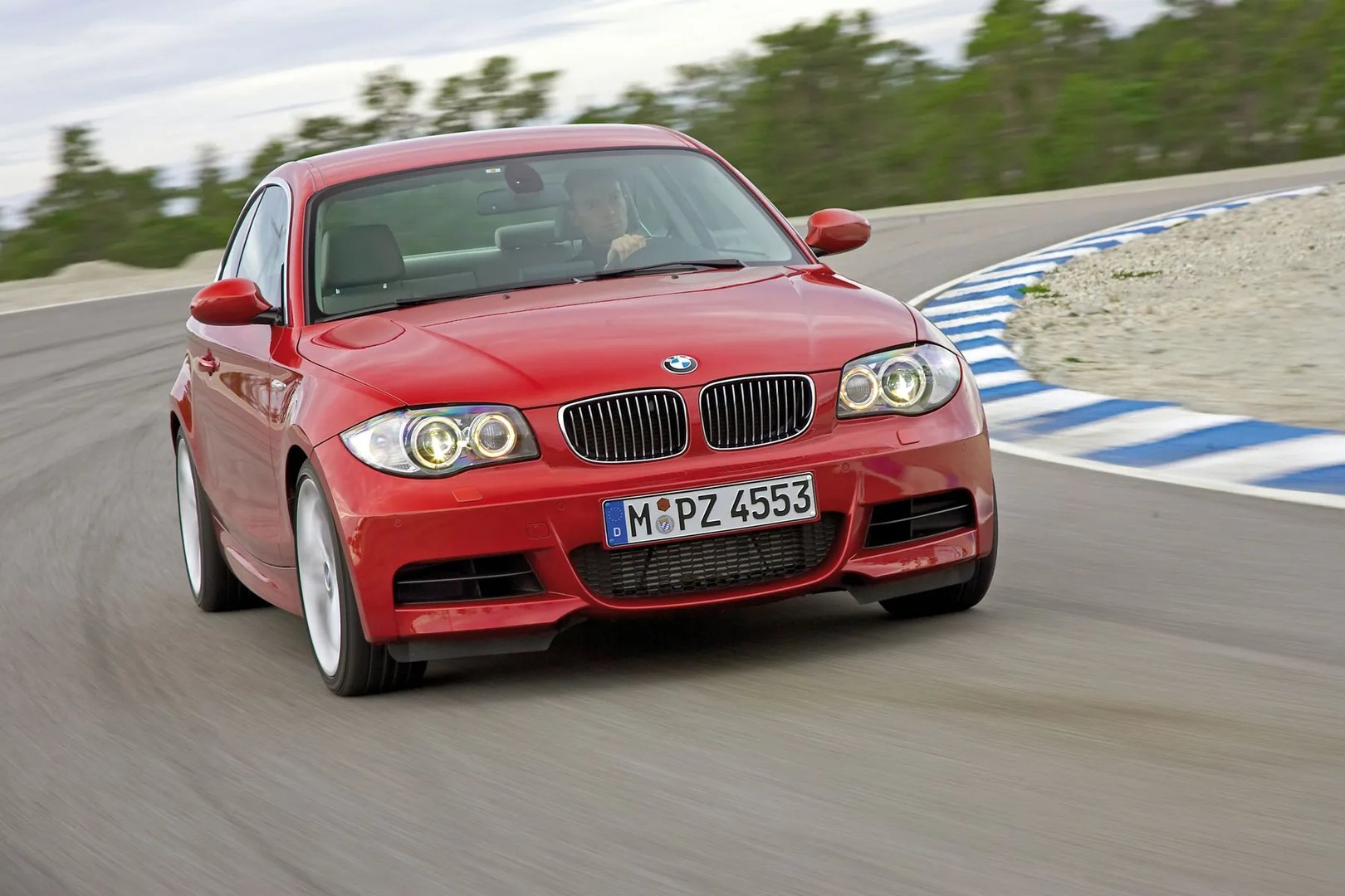 BMW_1_series_1_generation_restyling__Coupe__5.jpg