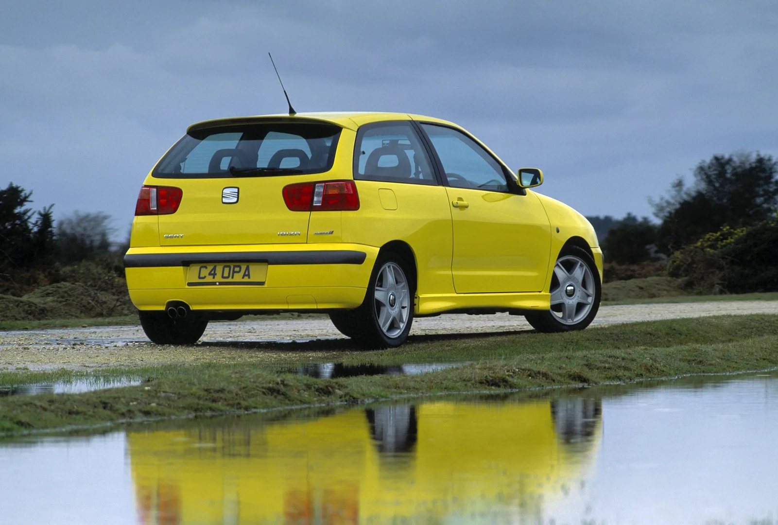 SEAT_Ibiza_Cupra_2_generation_restyling__Mini_3-doors__3.jpg