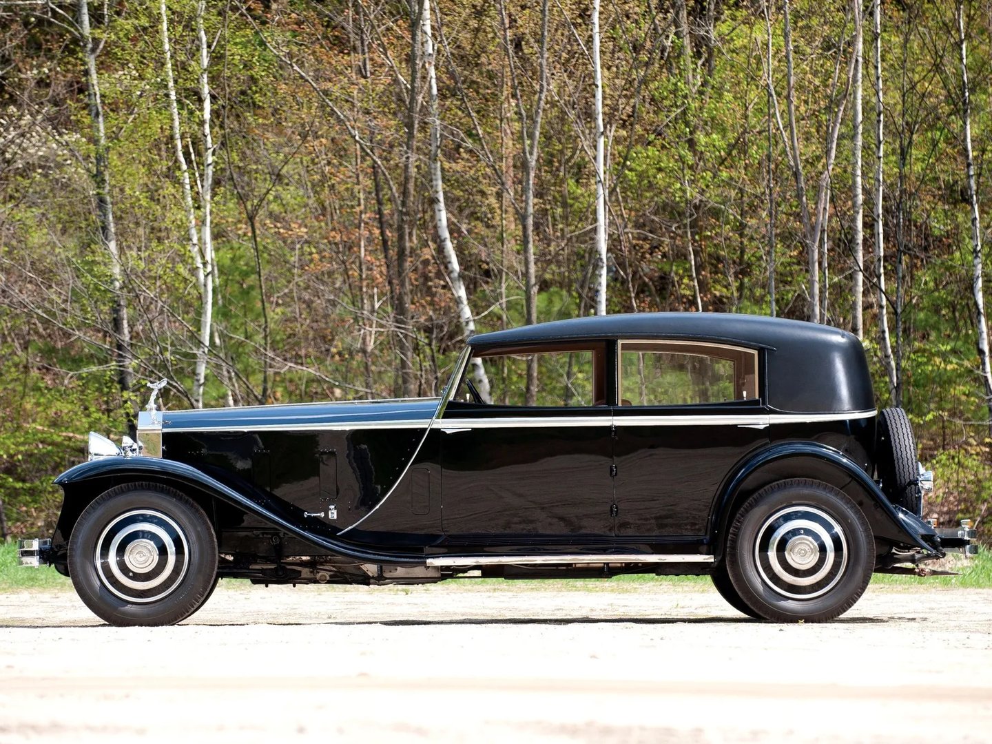 Rolls-Royce_Phantom_2_generation__Sedan__4.jpg