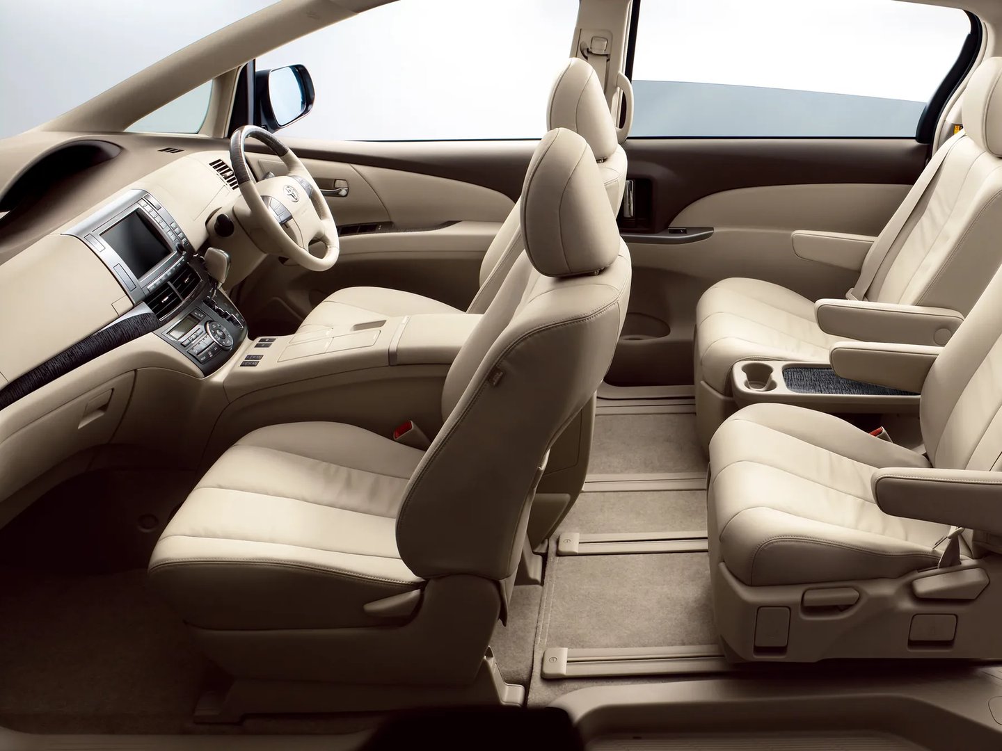 Toyota_Estima_3_generation_restyling__Minivan__7.jpg