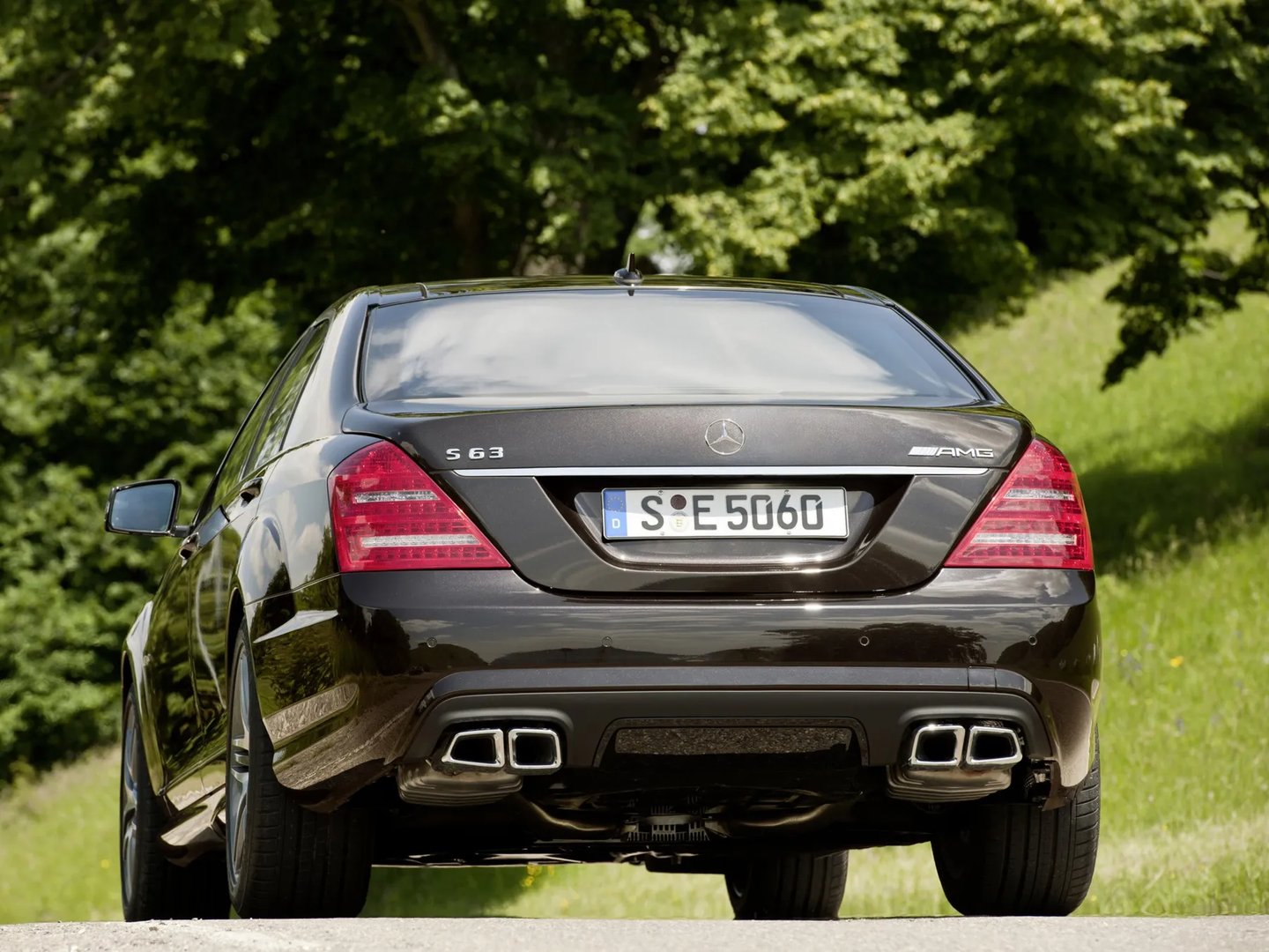 Mercedes_S-Class_AMG_2_generation_restyling__Sedan_Long__12.jpg