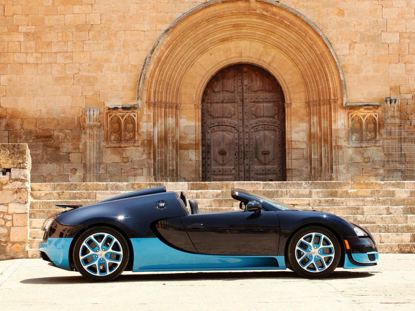 Bugatti_EB_Veyron_16.4_1_generation__Targa__2.jpg