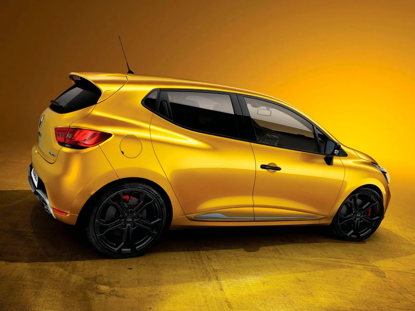 Renault_Clio_RS_4_generation__Mini_5-doors__11.jpg