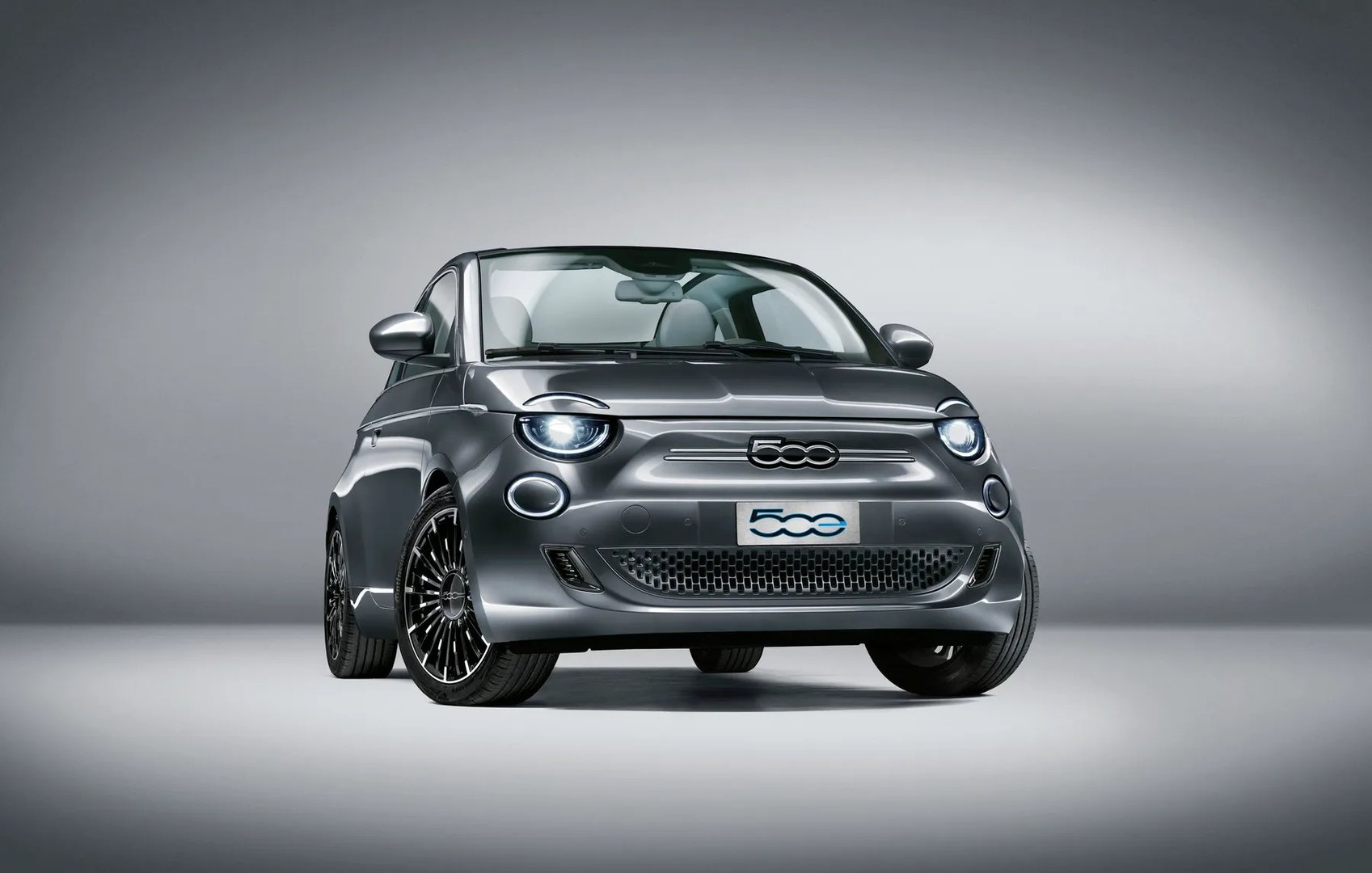 Fiat_500_3_generation__Cabrio__12.jpg