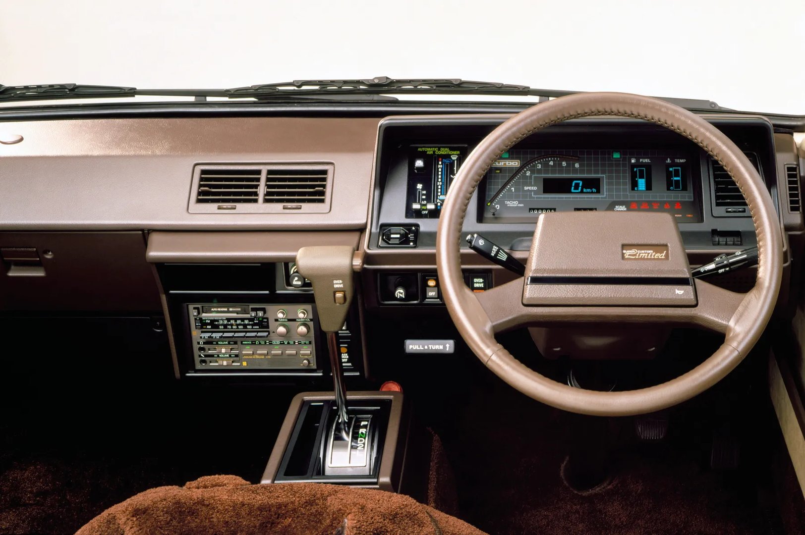Toyota_HiAce_1_generation__Minivan__4.jpg